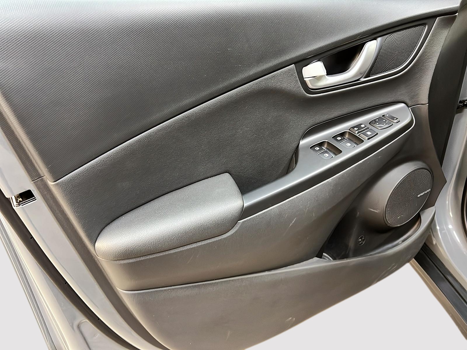 Hyundai Kona EV 2022 - Image #24