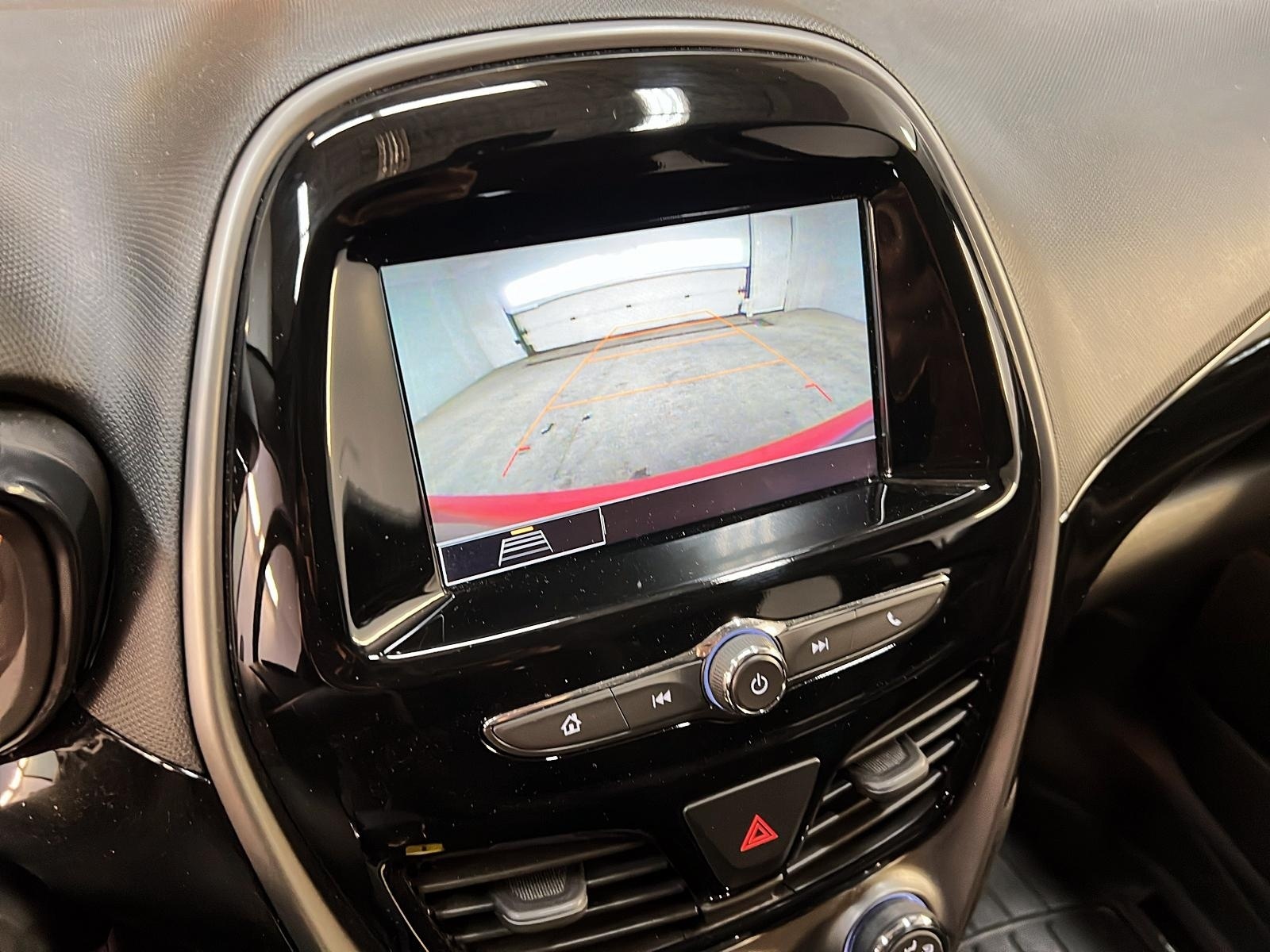 Chevrolet Spark 1LT 2022 - image #16