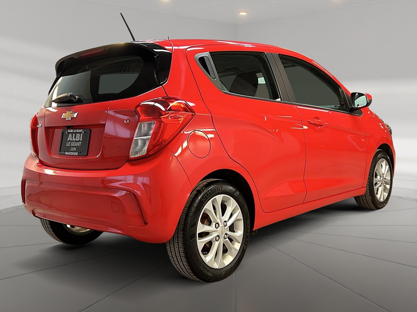 Chevrolet Spark 1LT 2022 - image #4