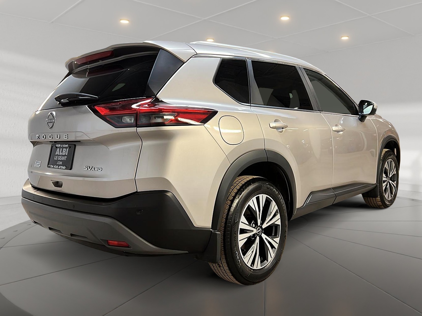 Nissan Rogue SV TOIT PANO 4RM 2023 — photo 4