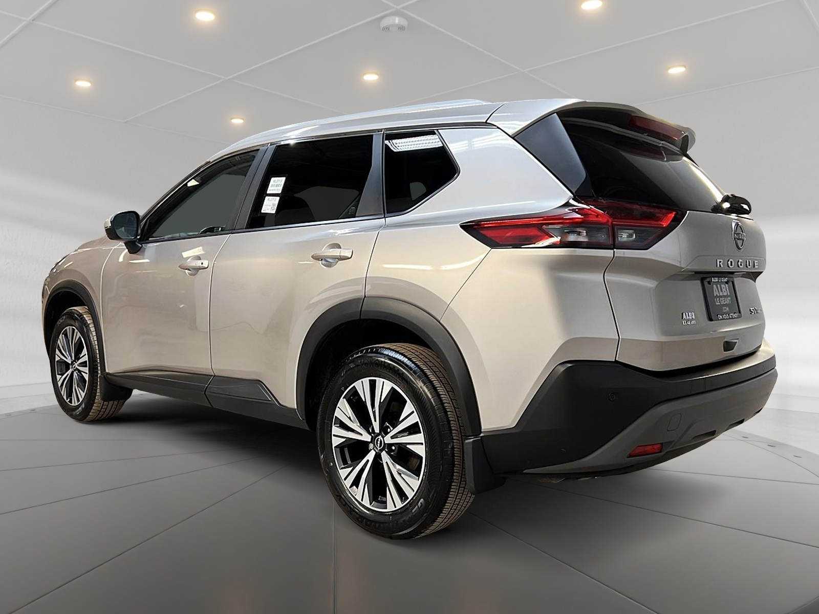 Nissan Rogue SV TOIT PANO 4RM 2023 — photo 6