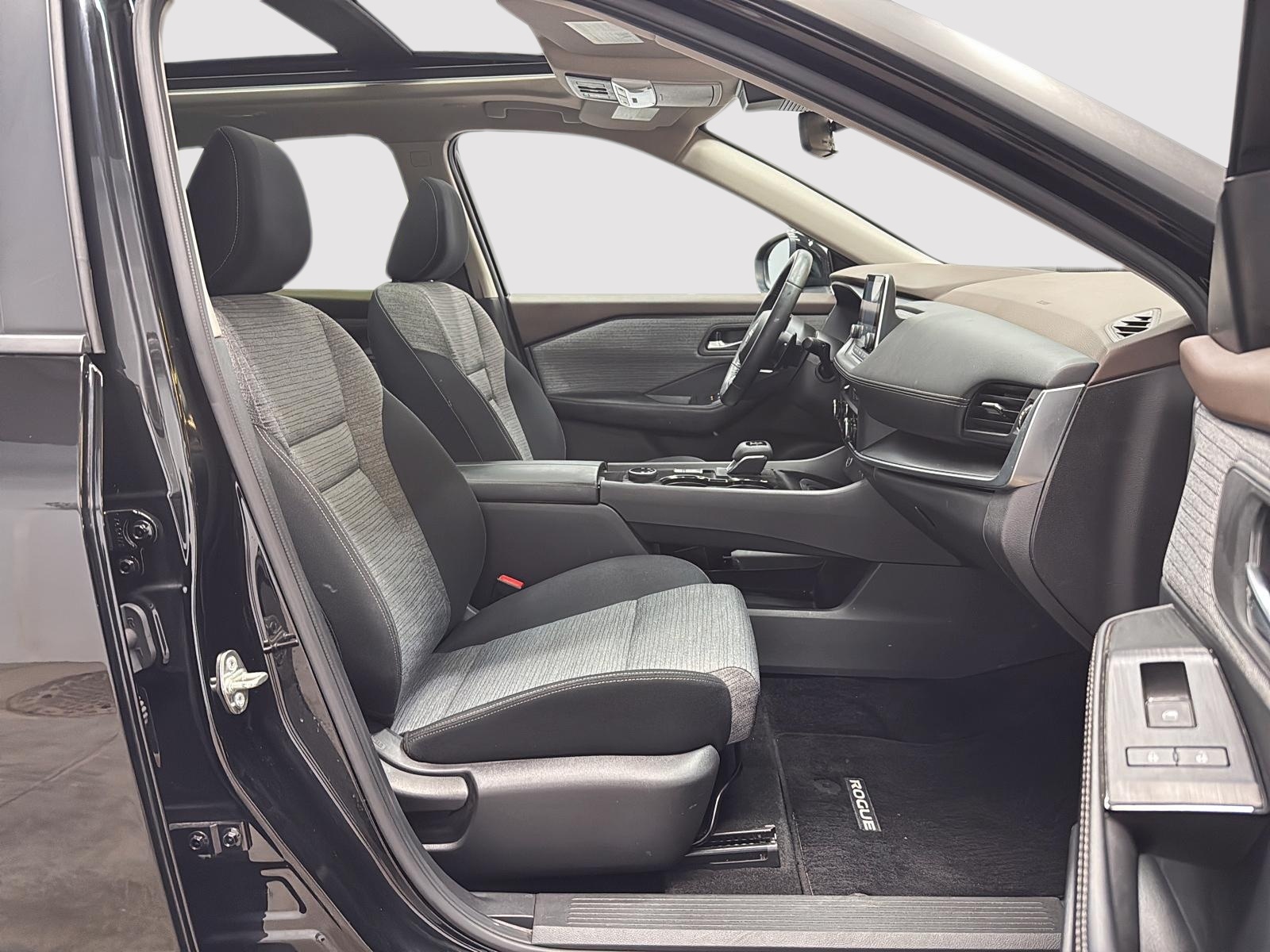 Nissan Rogue SV TOIT PANO 4RM 2023 — photo 8