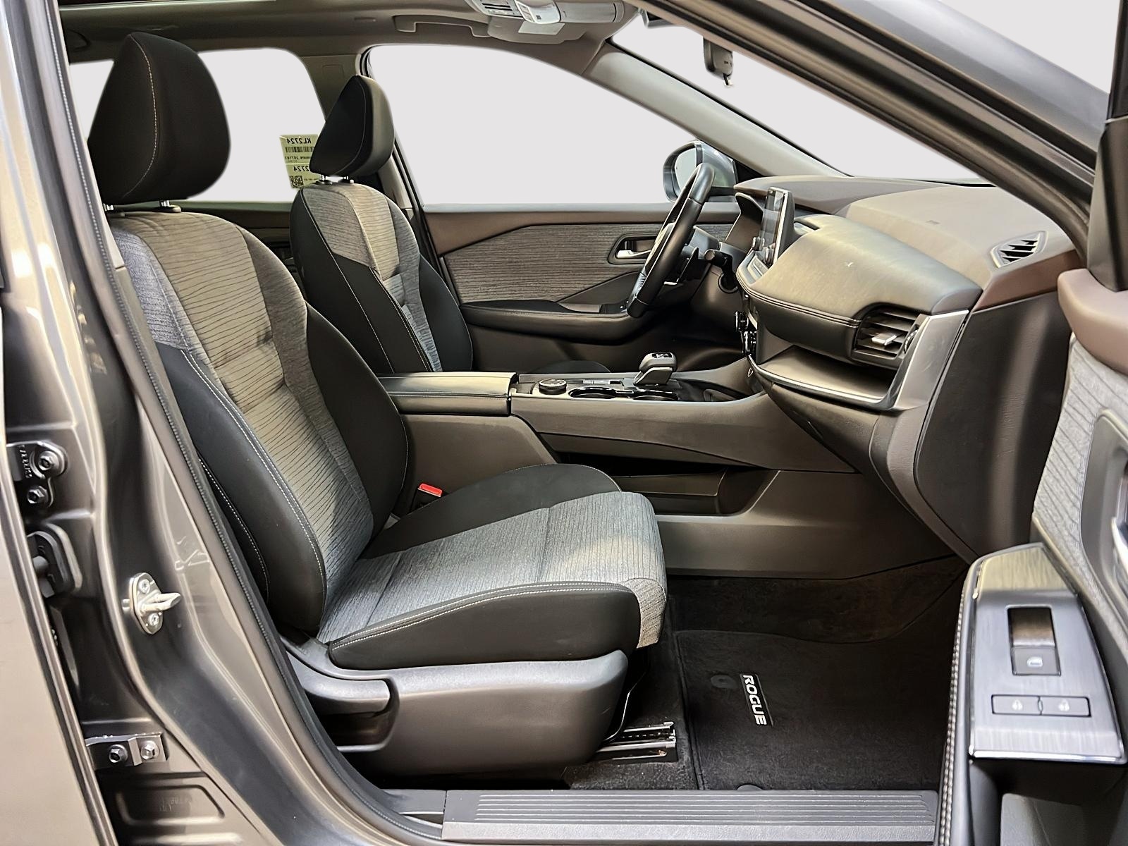 Nissan Rogue SV TOIT PANO 4RM 2023 — photo 8