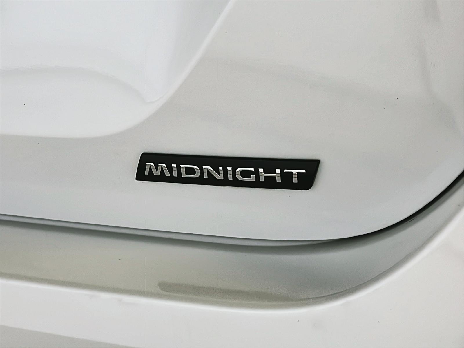 Nissan Sentra SR MIDNIGHT TOIT 2022 - image #27