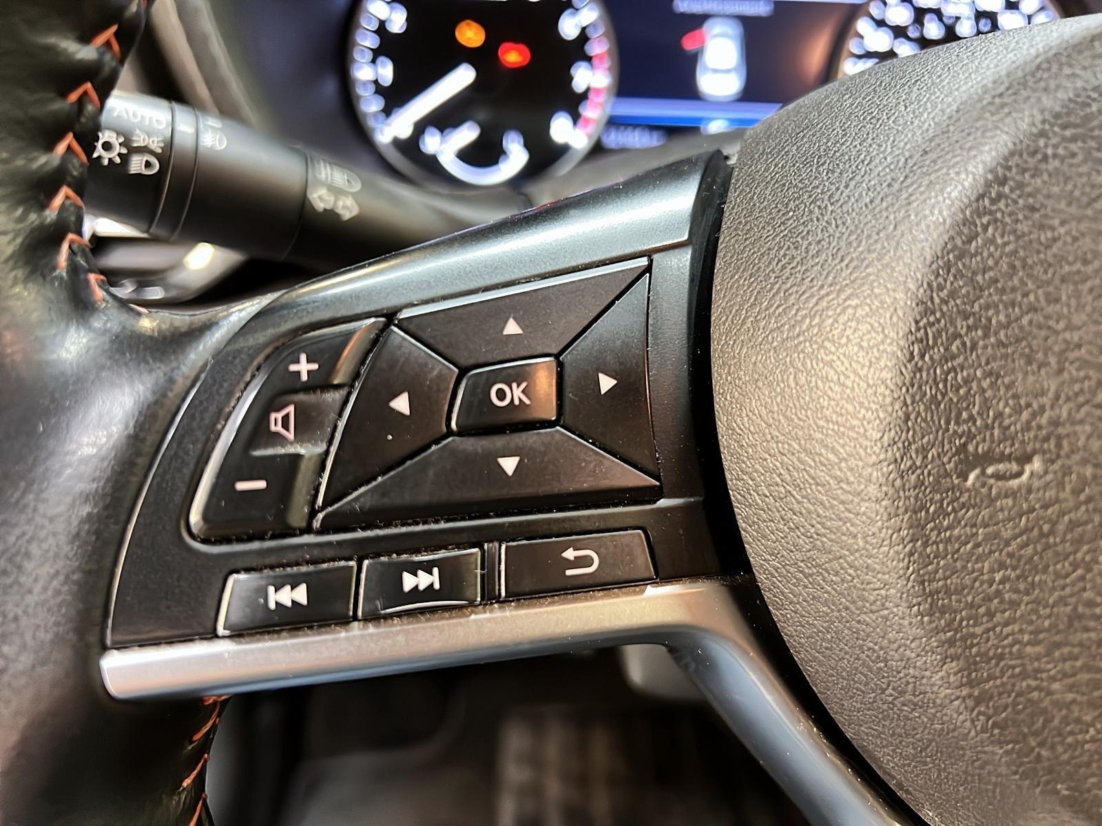 Nissan Sentra SR MIDNIGHT TOIT 2022 - image #20