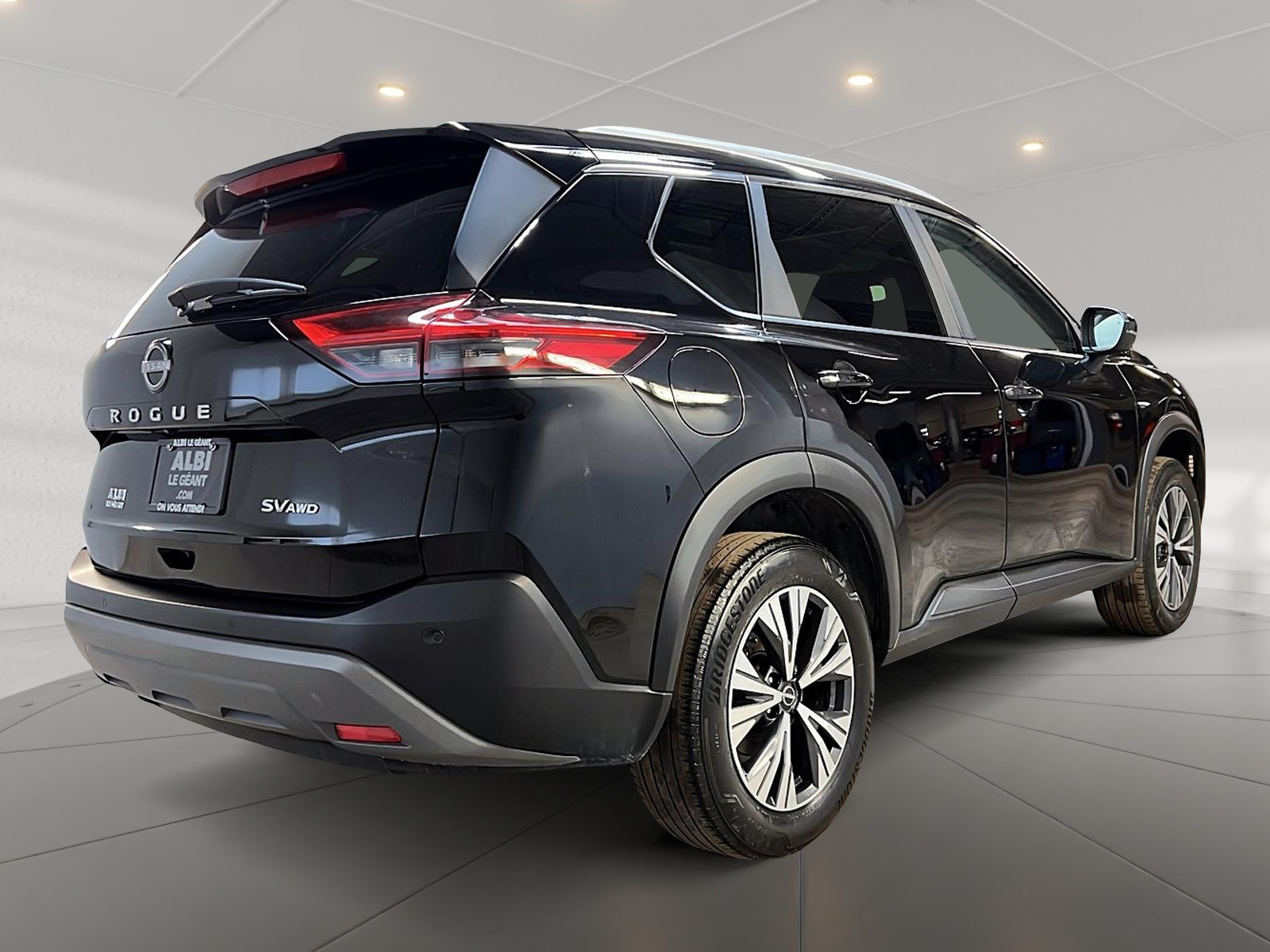 Nissan Rogue SV TOIT PANO 4RM 2023 — photo 4