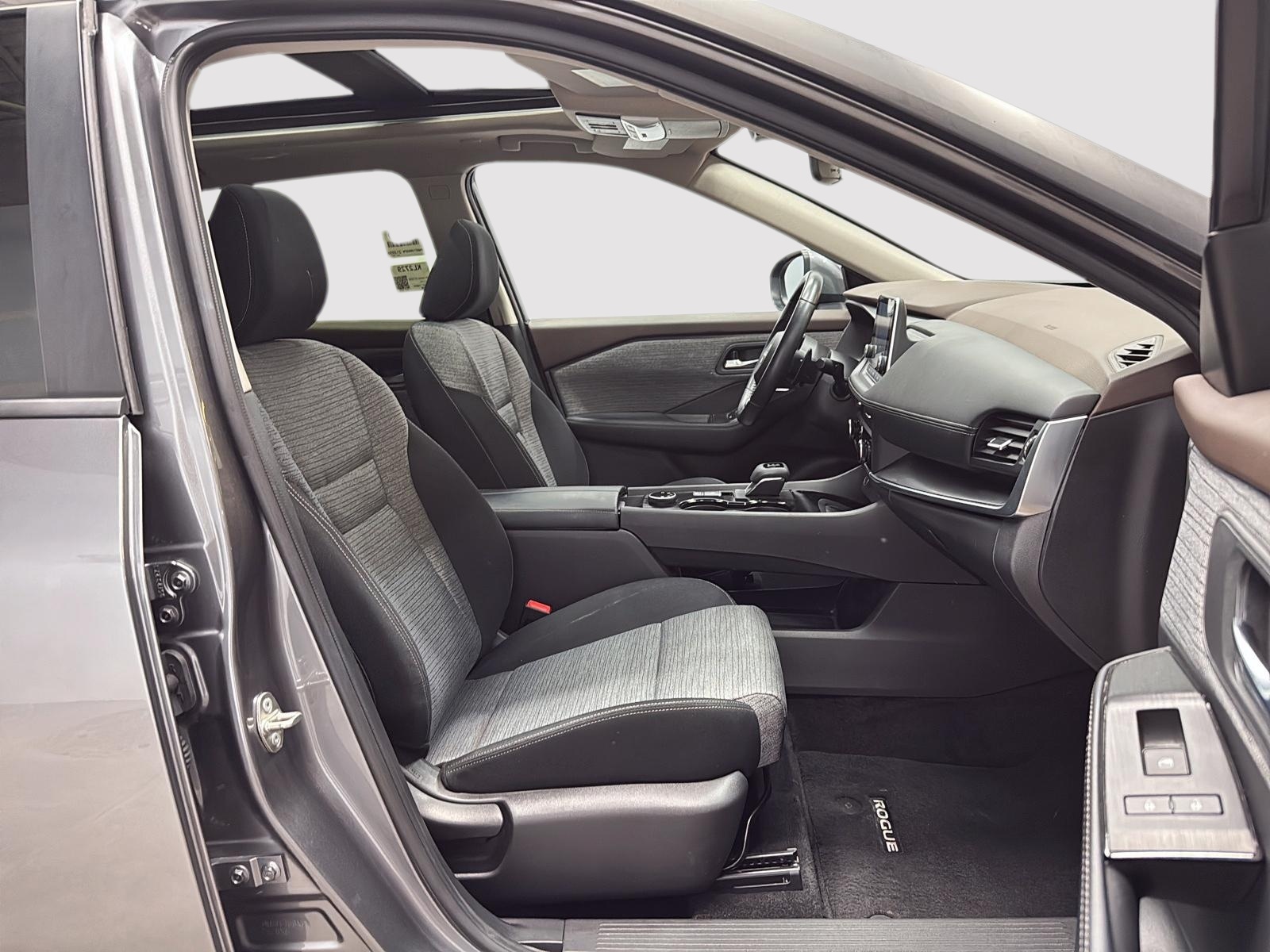 Nissan Rogue SV TOIT PANO 4RM 2023 — photo 8