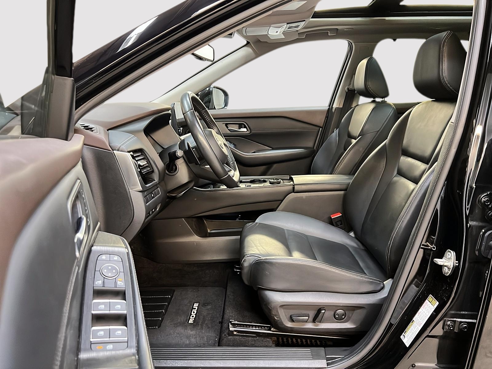 Nissan Rogue SL CUIR TOIT PANO NAV 4RM 2023 — photo 7