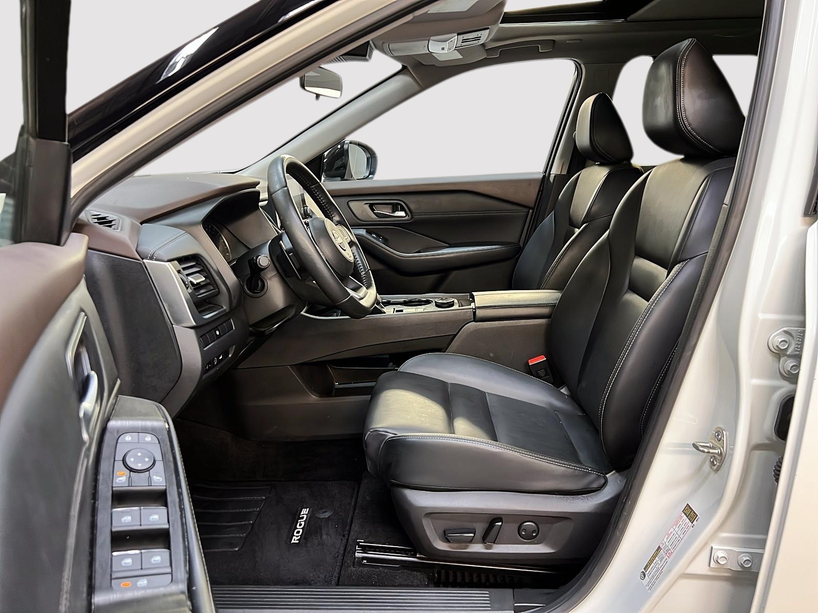 Nissan Rogue SV MIDNIGHT CUIR TOIT PANO 4RM 2023 — photo 7