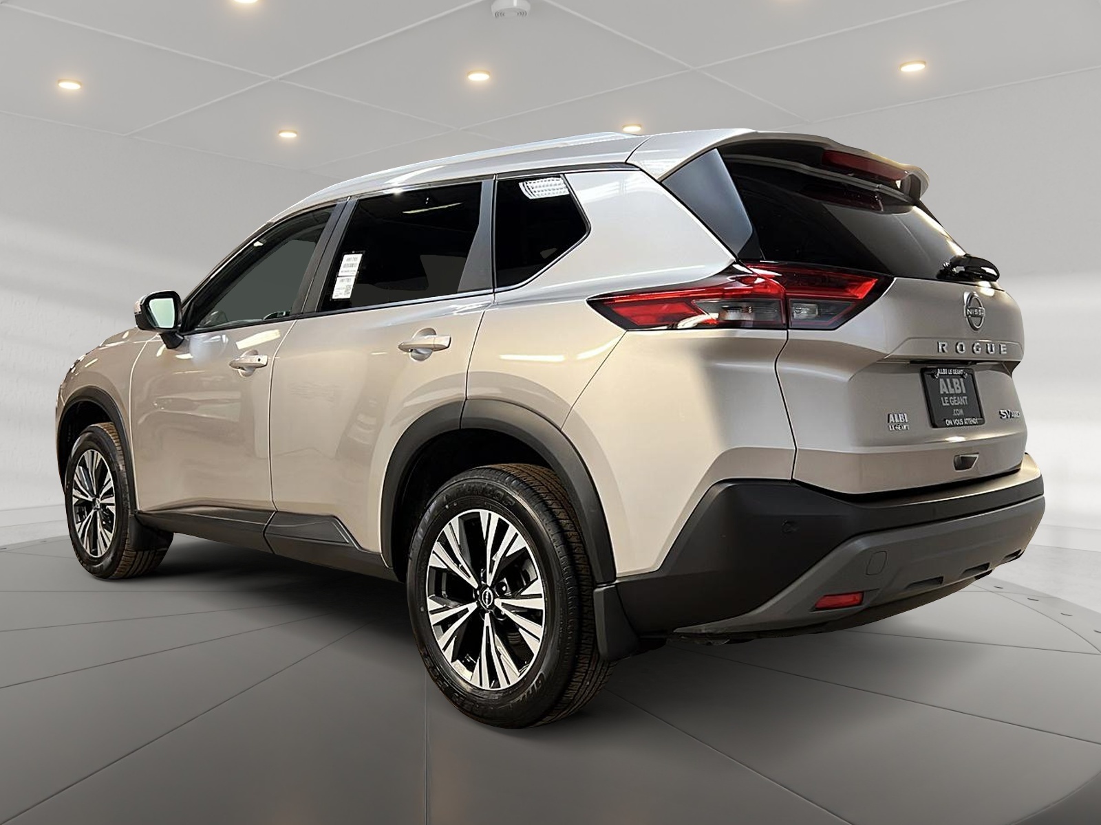 Nissan Rogue SV TOIT PANO 4RM 2023 — photo 6