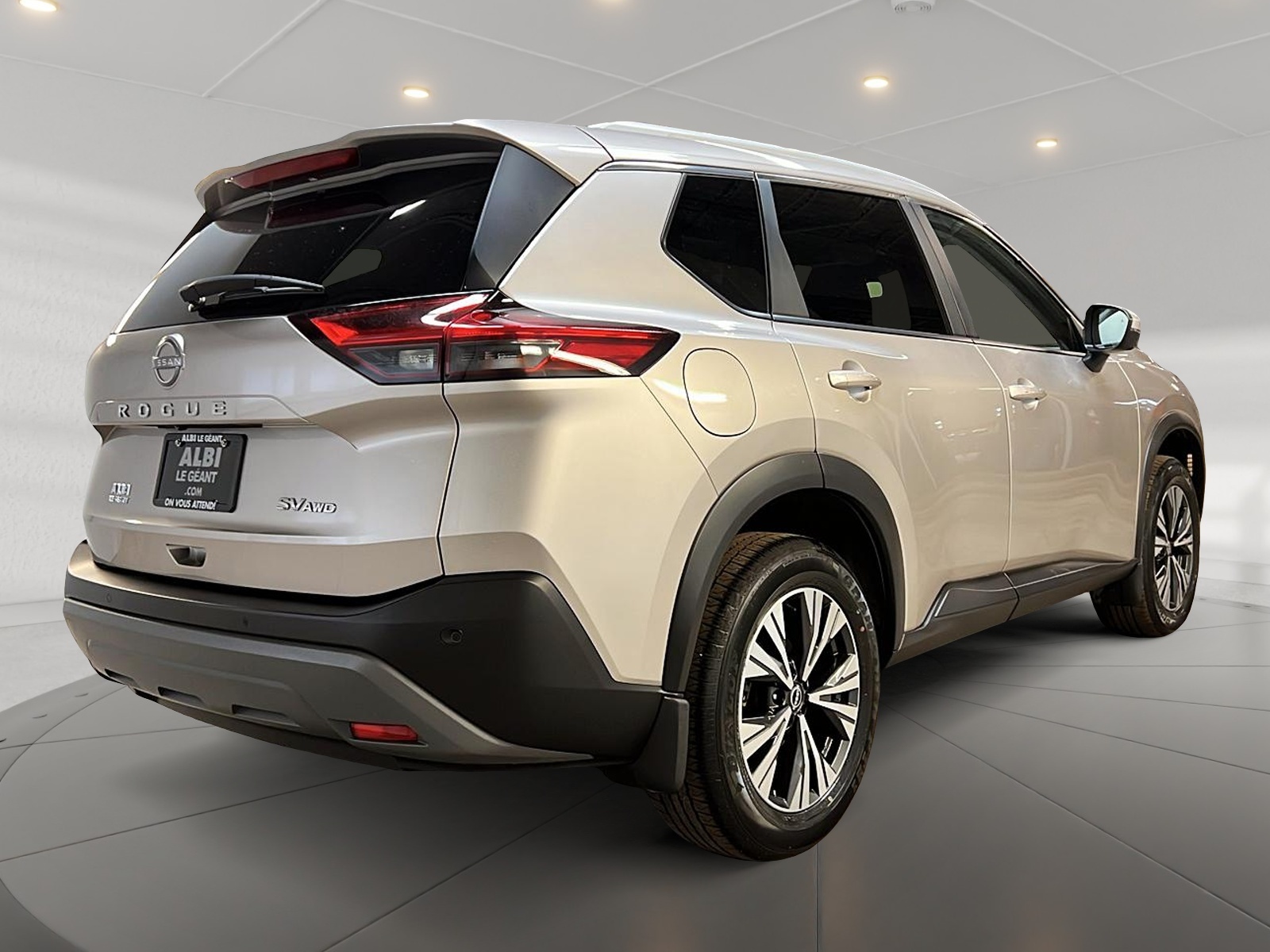 Nissan Rogue SV TOIT PANO 4RM 2023 — photo 4