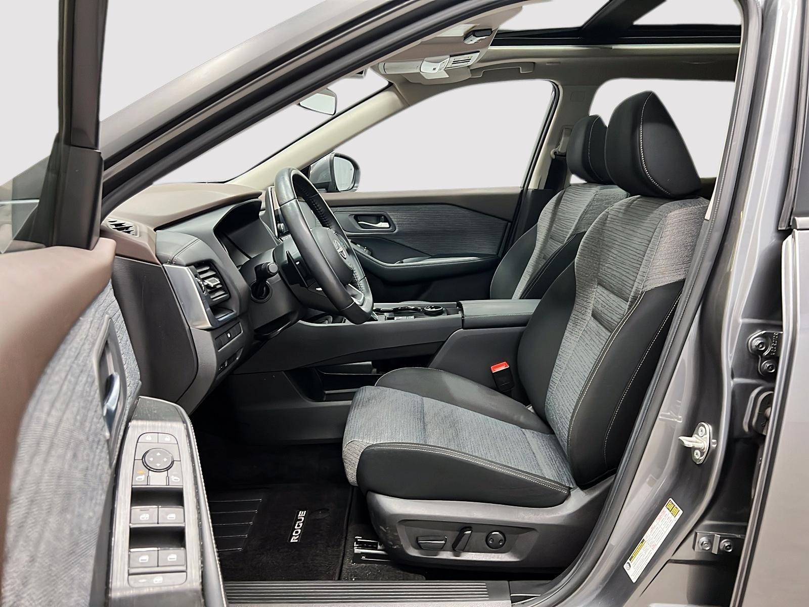 Nissan Rogue SV TOIT PANO 4RM 2023 — photo 7