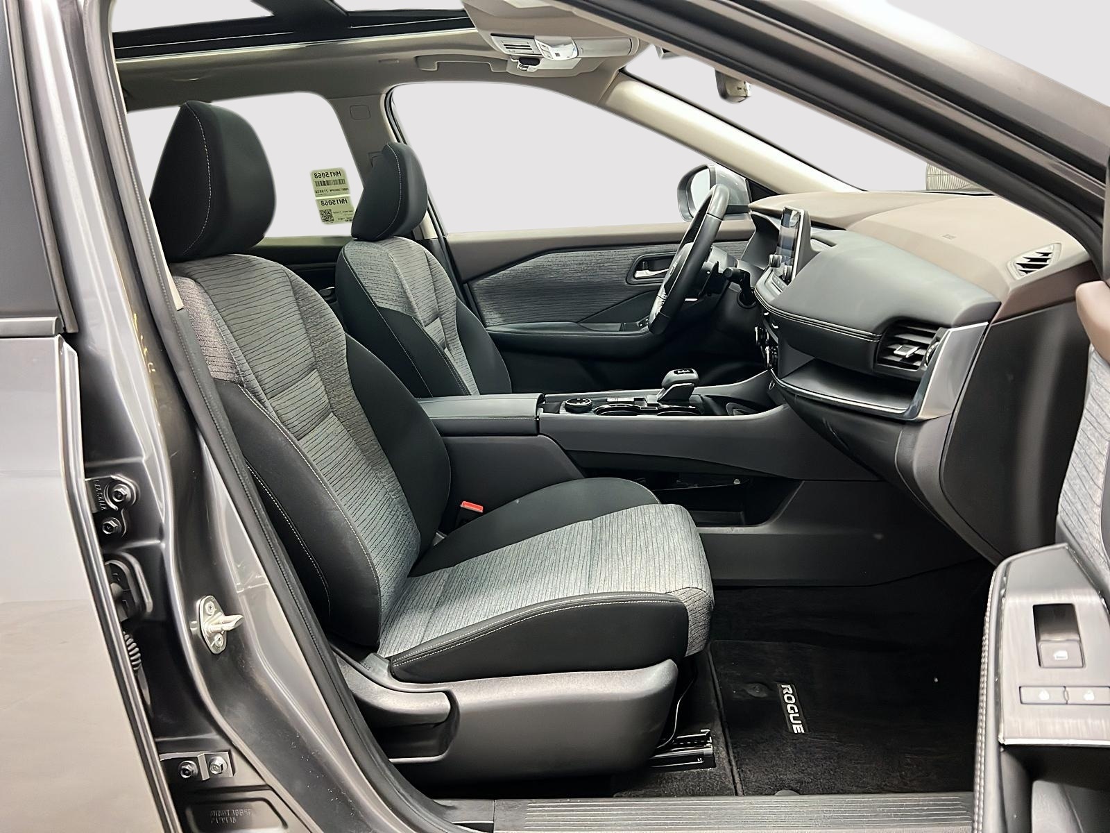 Nissan Rogue SV TOIT PANO 4RM 2023 — photo 8