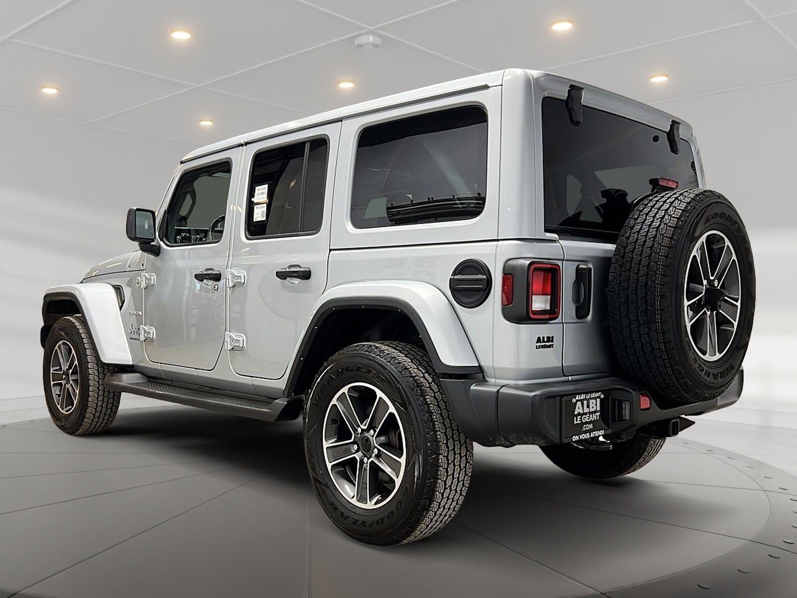 Jeep Wrangler UNLIMITED SAHARA NAV 4X4 2023 — photo 6