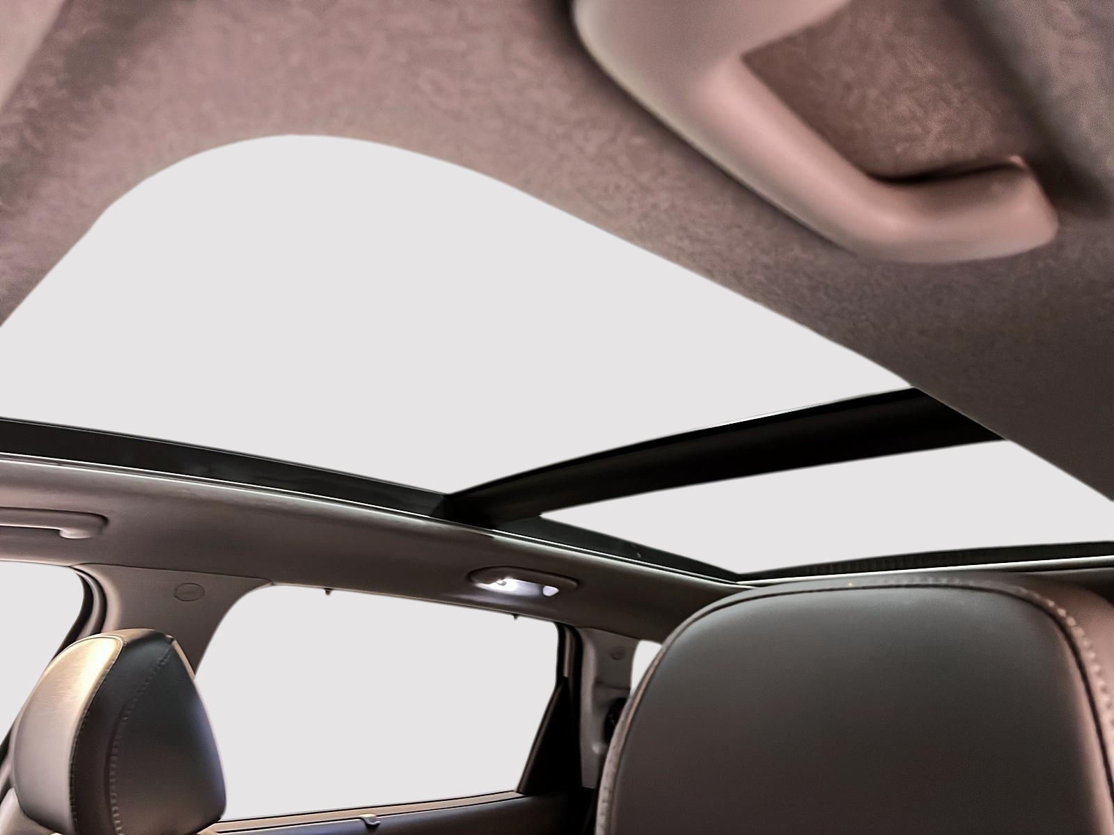 Hyundai Santa Fe PREFERRED TREND CUIR TOIT PANO NAV 4RM 2023 - image #10