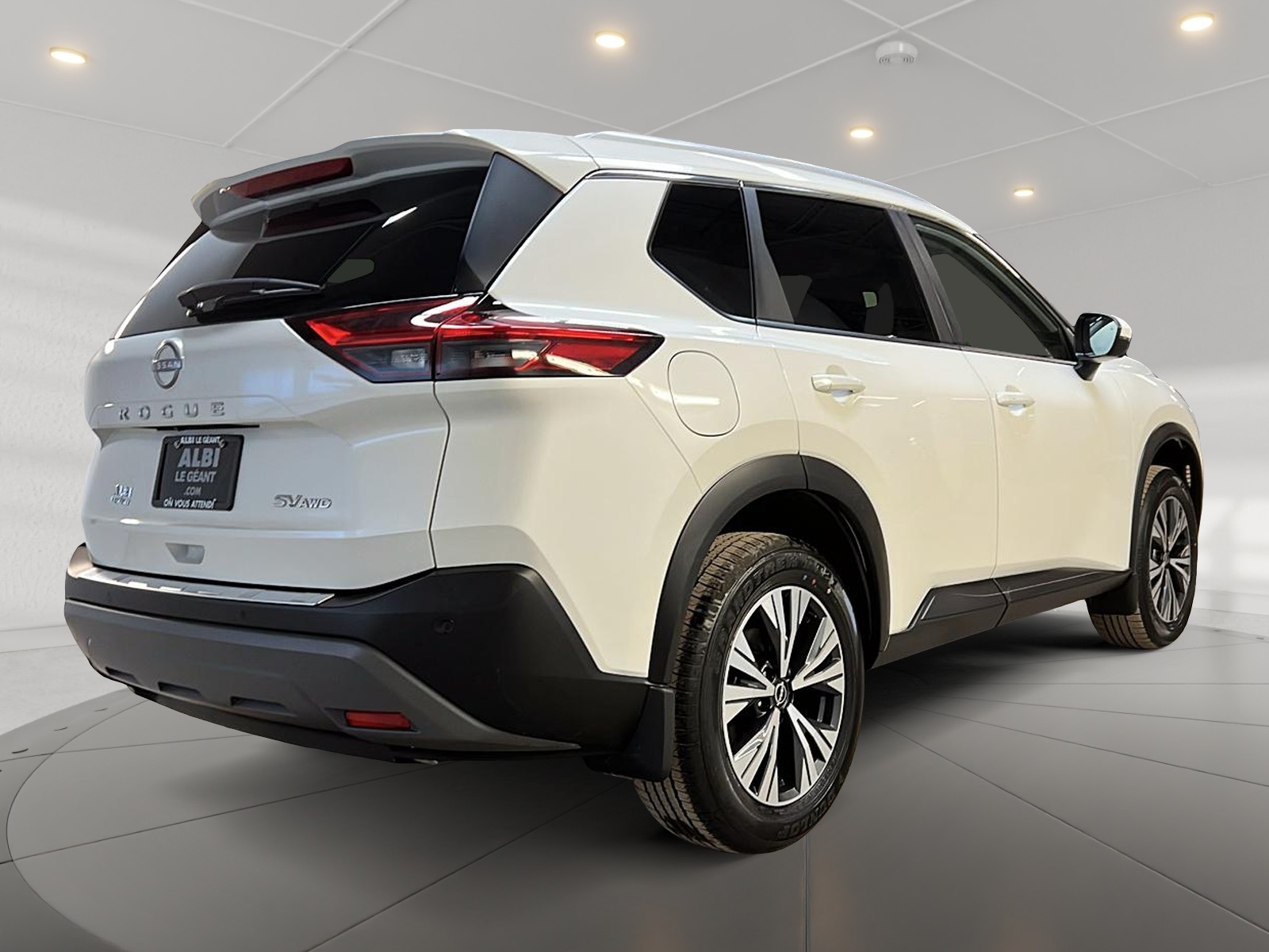 Nissan Rogue SV TOIT PANO 4RM 2023 — photo 4