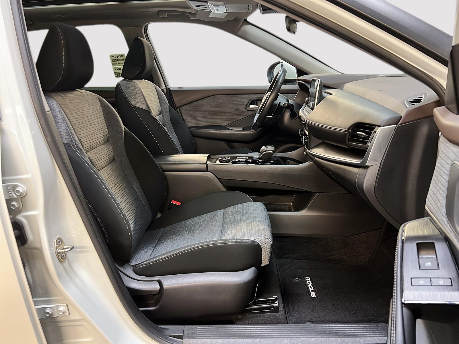 Nissan Rogue SV TOIT PANO 4RM 2023 — photo 8
