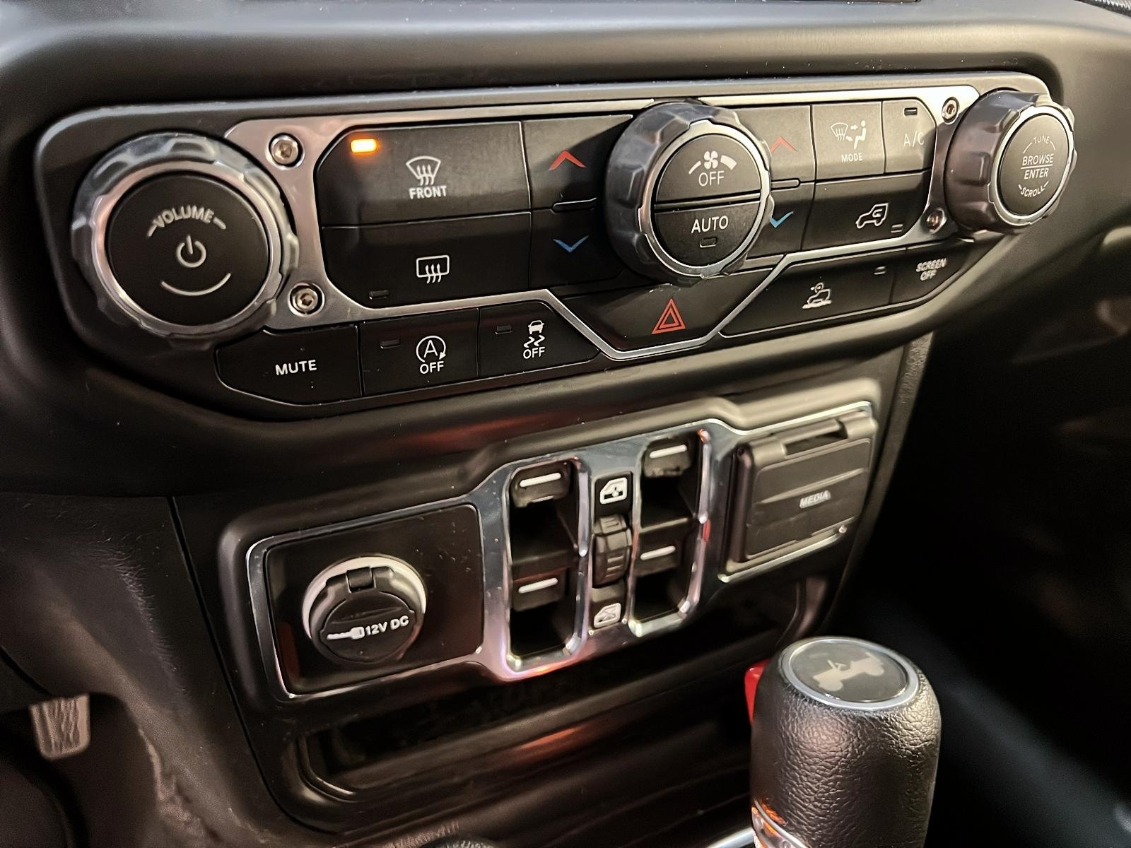 Jeep Wrangler UNLIMITED SPORT ALTITUDE NAV 4X4 2023 - image #14