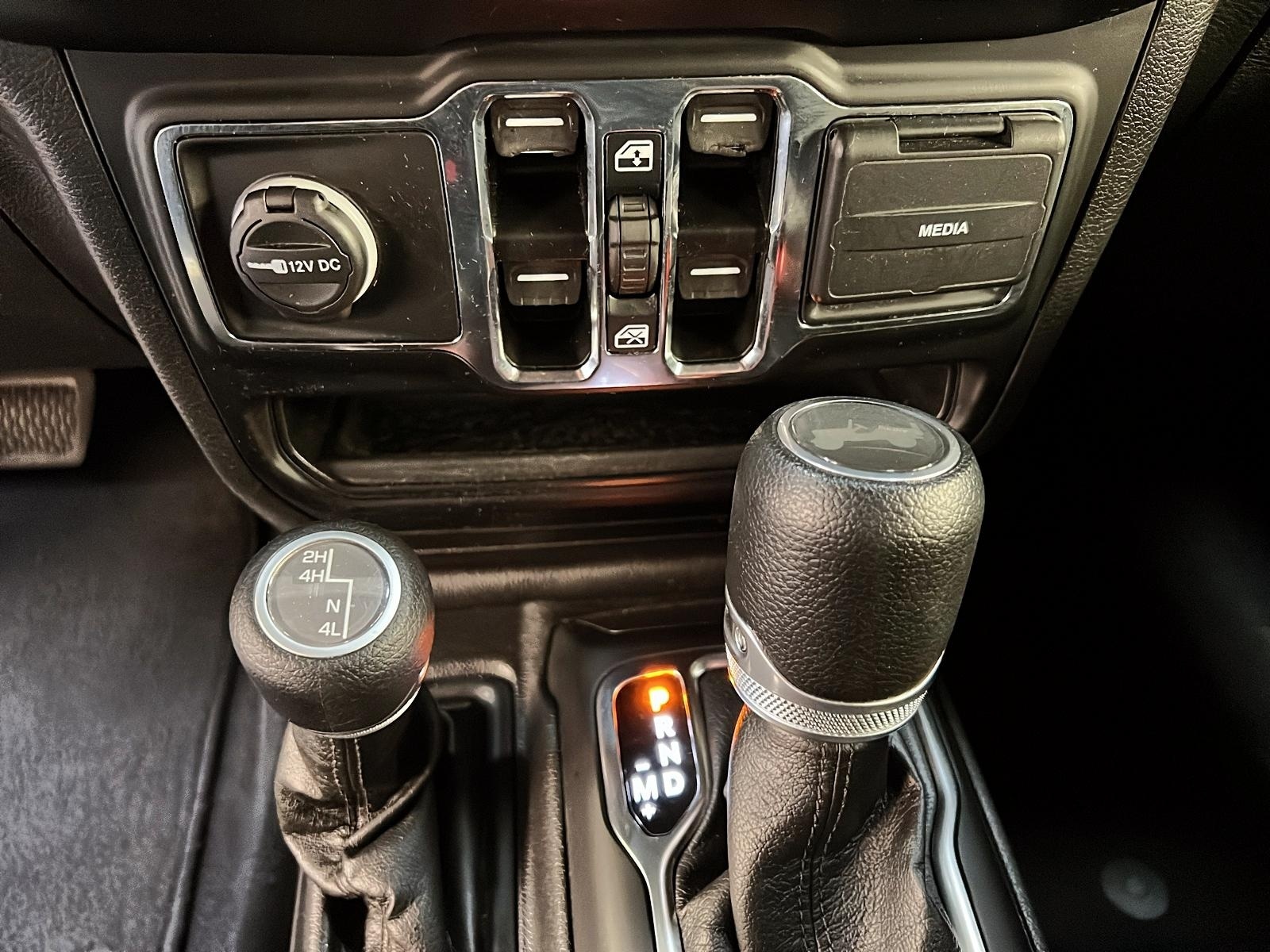 Jeep Wrangler 2023 - Image #13