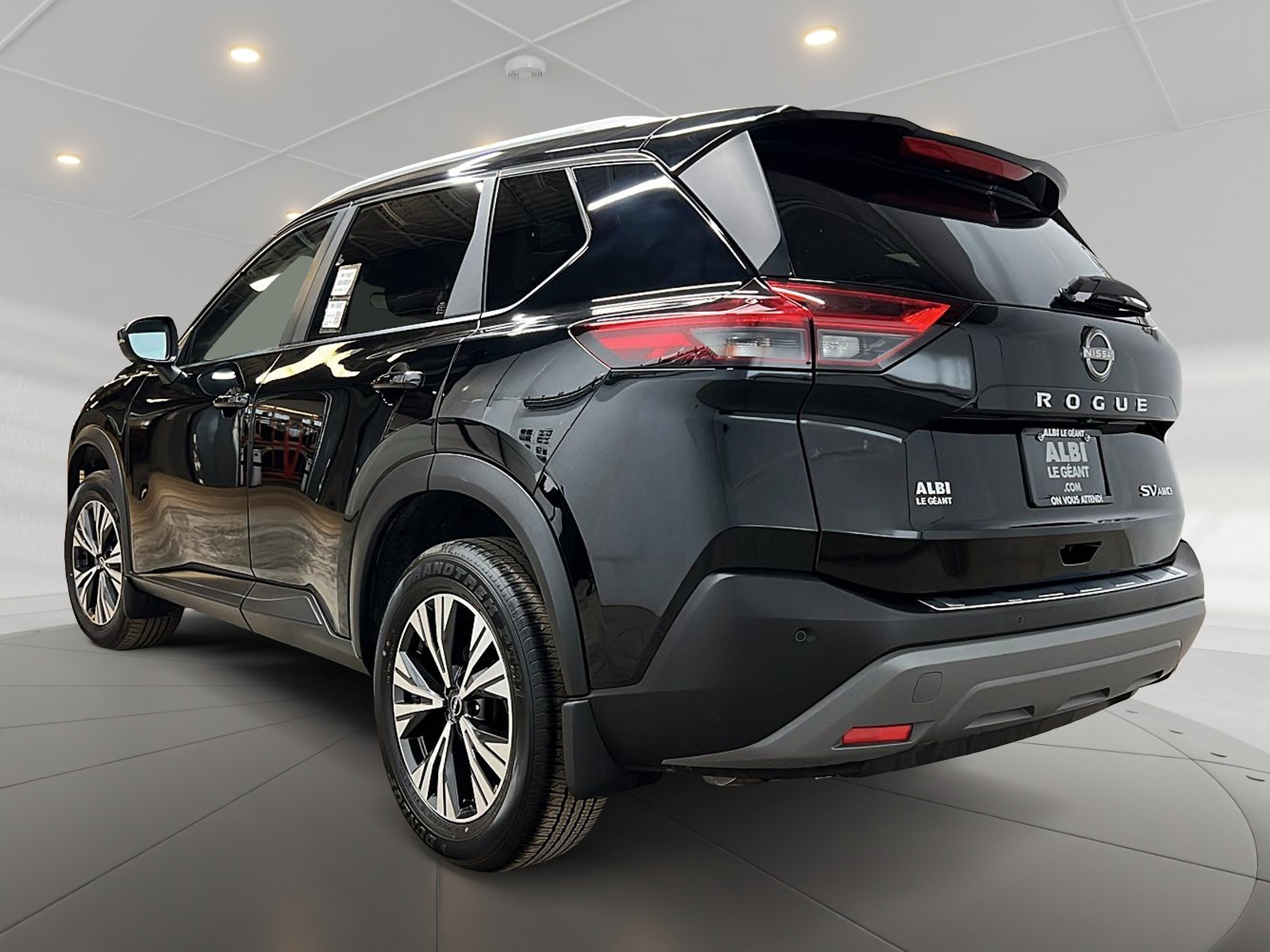 Nissan Rogue SV TOIT PANO 4RM 2023 — photo 6
