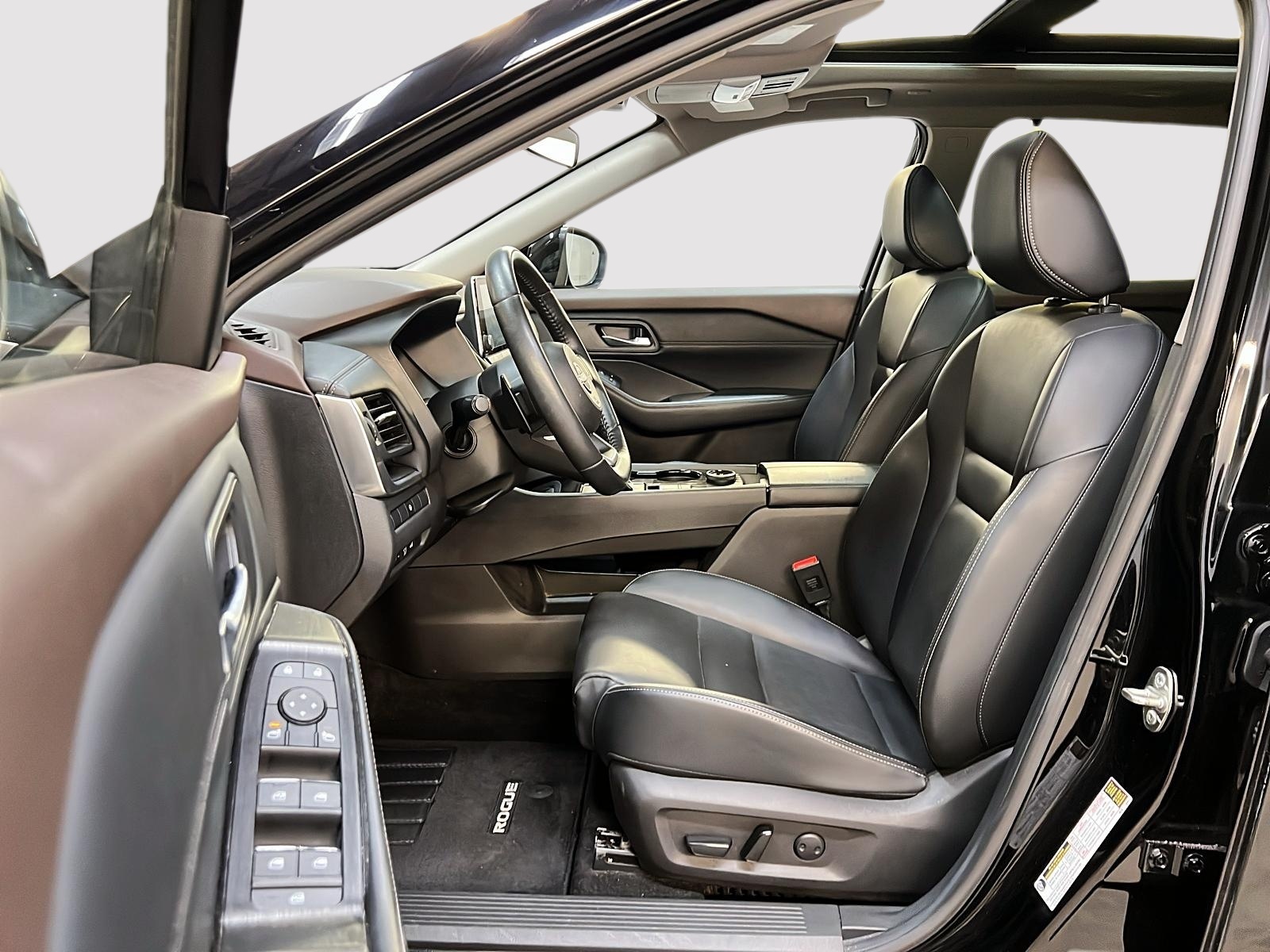 Nissan Rogue SV MIDNIGHT CUIR TOIT PANO 4RM 2023 — photo 7