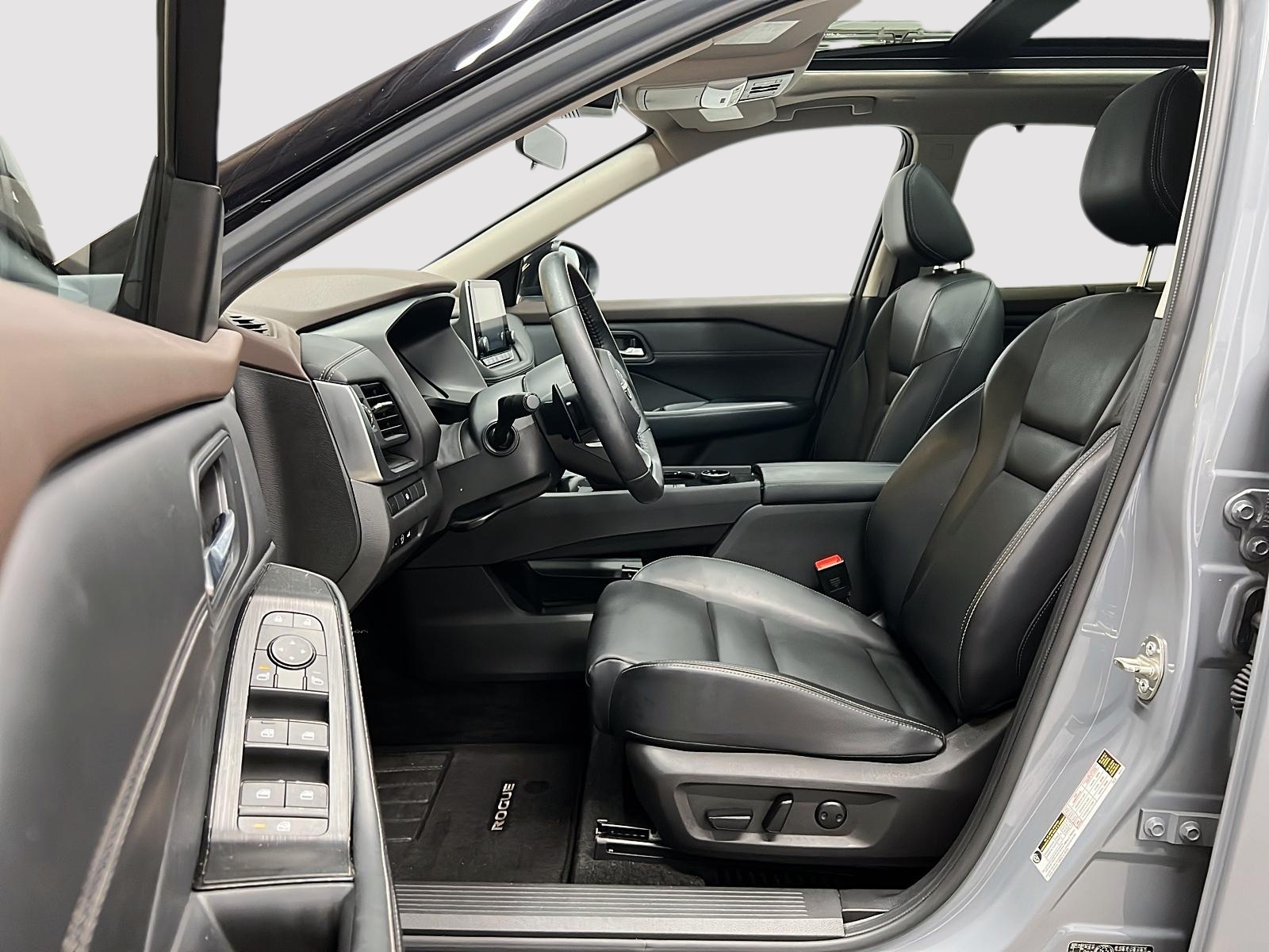 Nissan Rogue SV MIDNIGHT CUIR TOIT PANO 4RM 2023 — photo 7