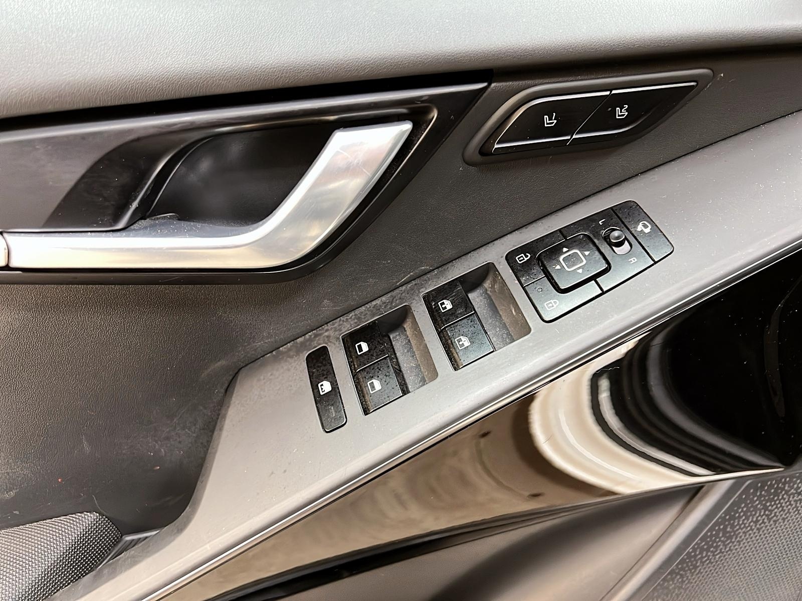 Kia NIRO EV 2023 - Image #24