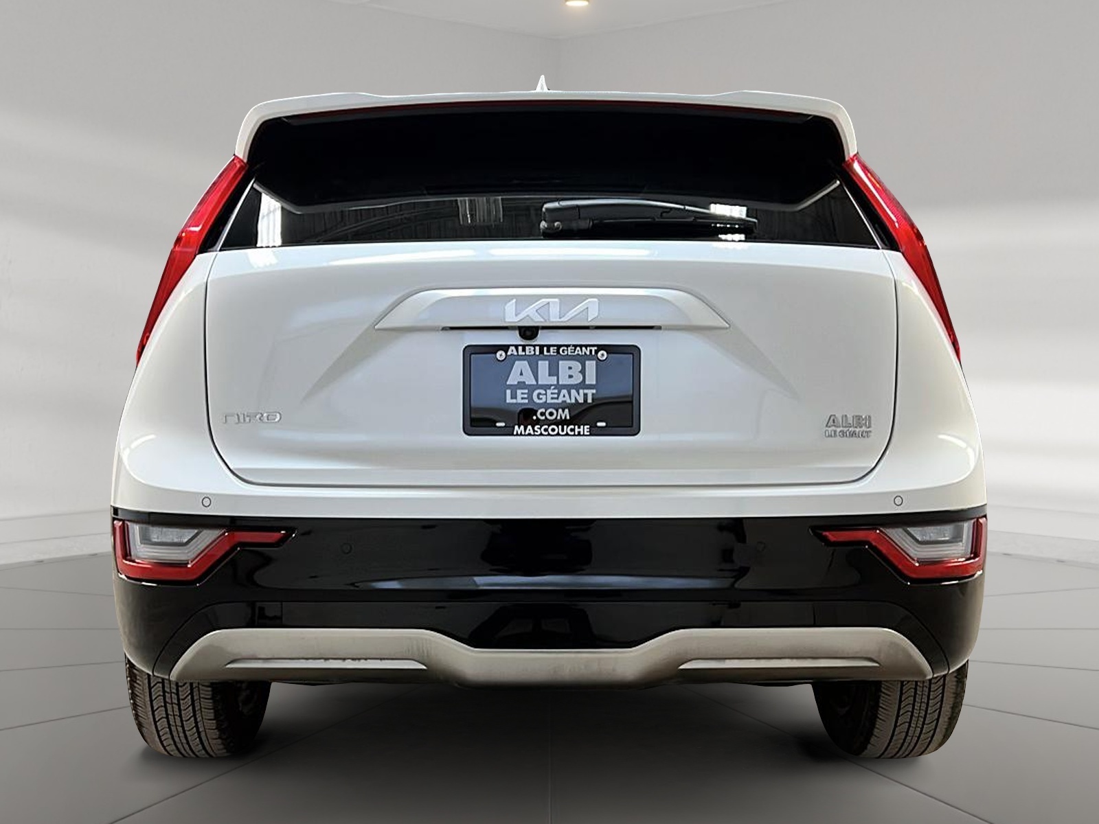 Kia NIRO EV LIMITED CUIR TOIT NAV 2023 - image #5