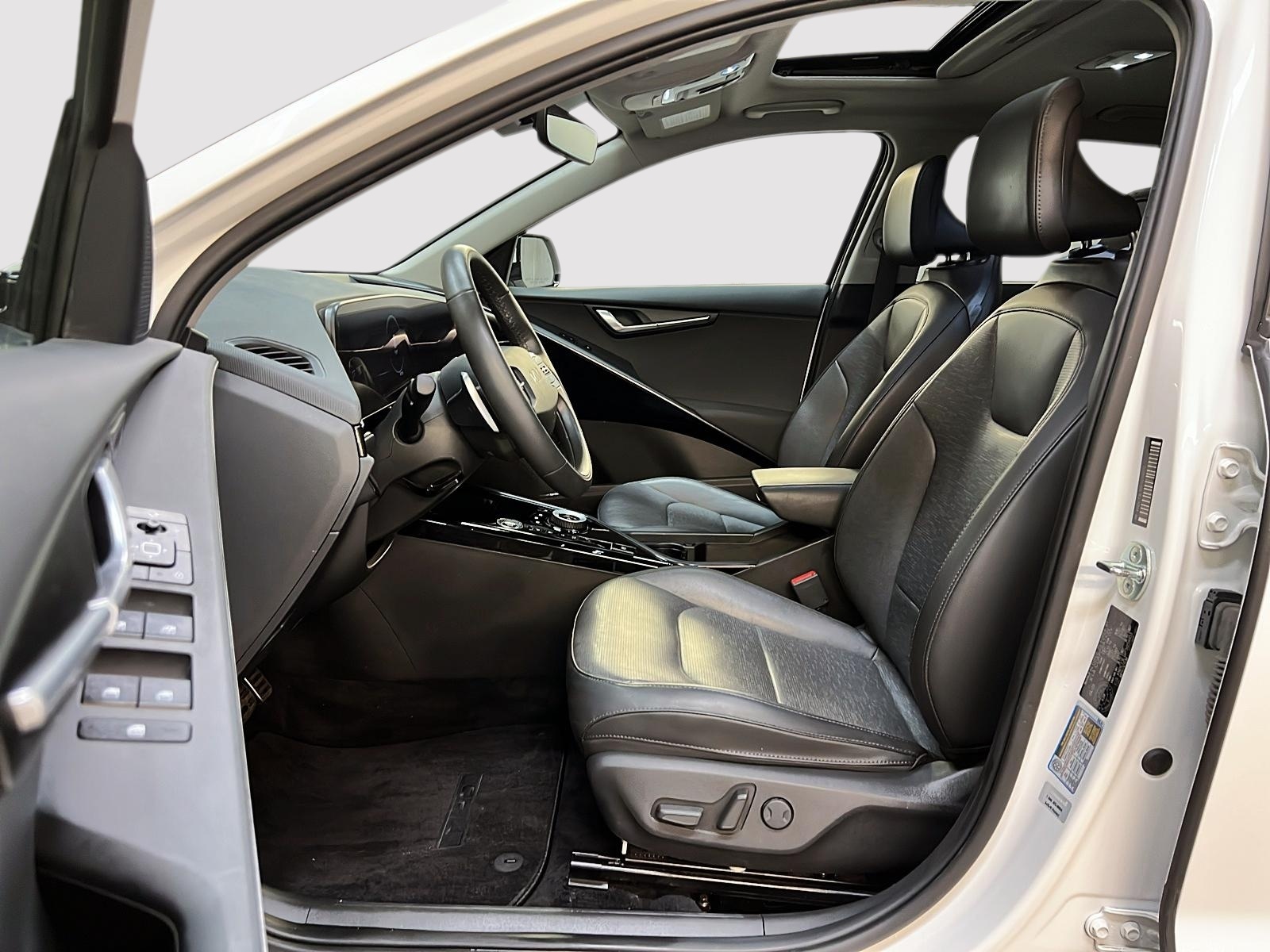 Kia NIRO EV 2023 - Image #7