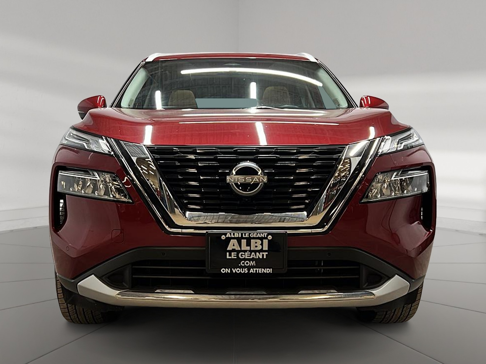 Nissan Rogue PLATINUM CUIR TOIT PANO NAV 4RM 2023 — photo 2
