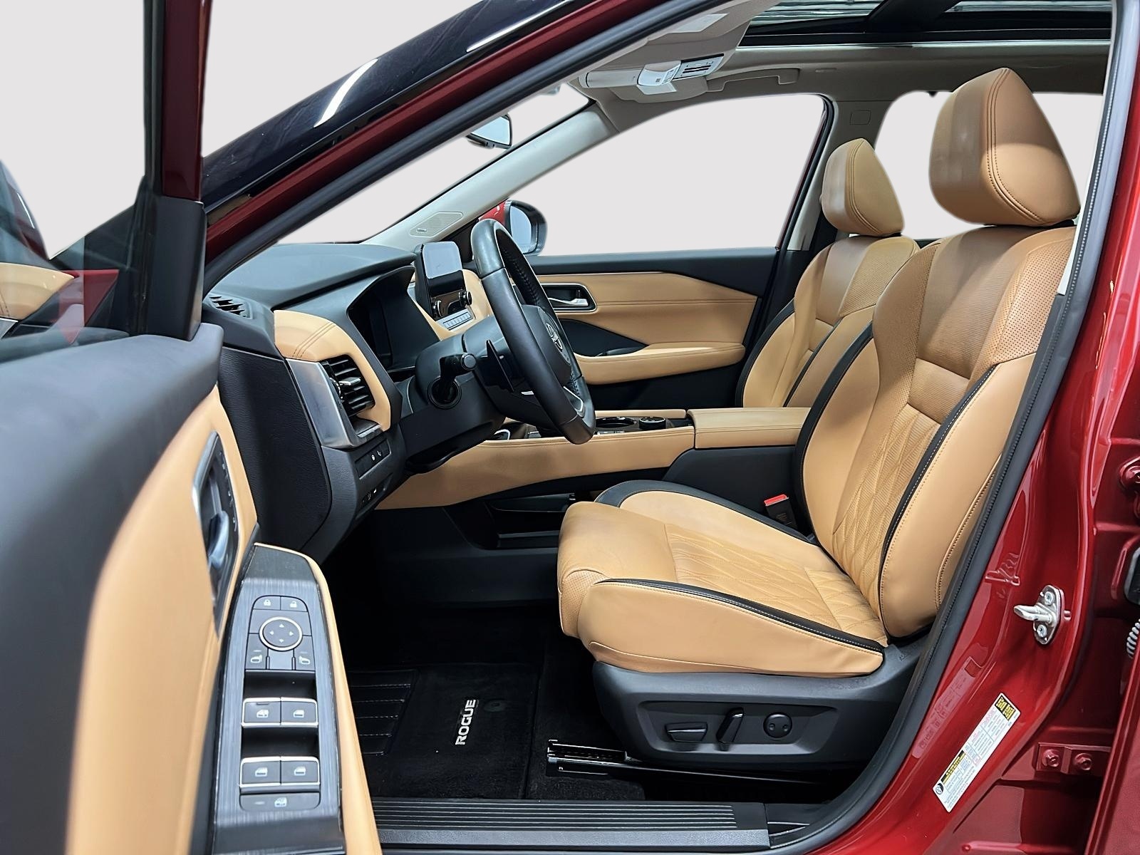 Nissan Rogue PLATINUM CUIR TOIT PANO NAV 4RM 2023 — photo 7