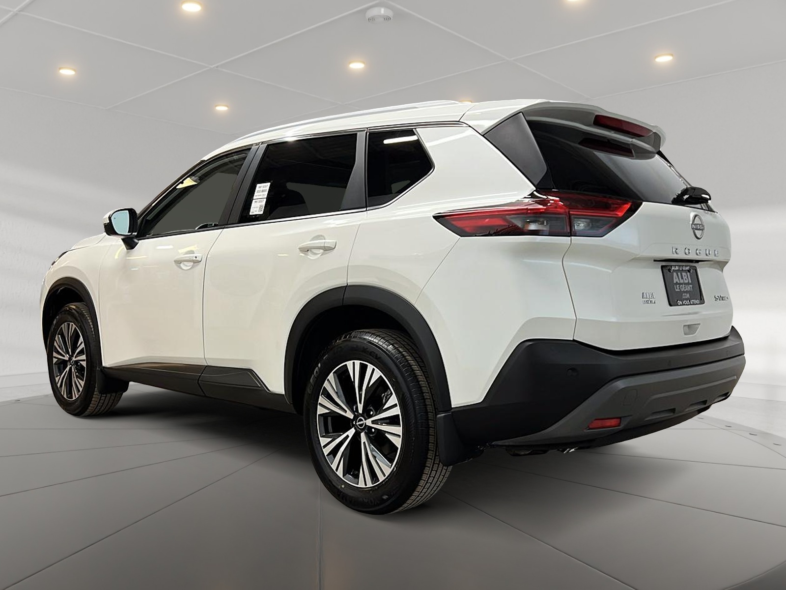 Nissan Rogue SV TOIT PANO 4RM 2023 — photo 6