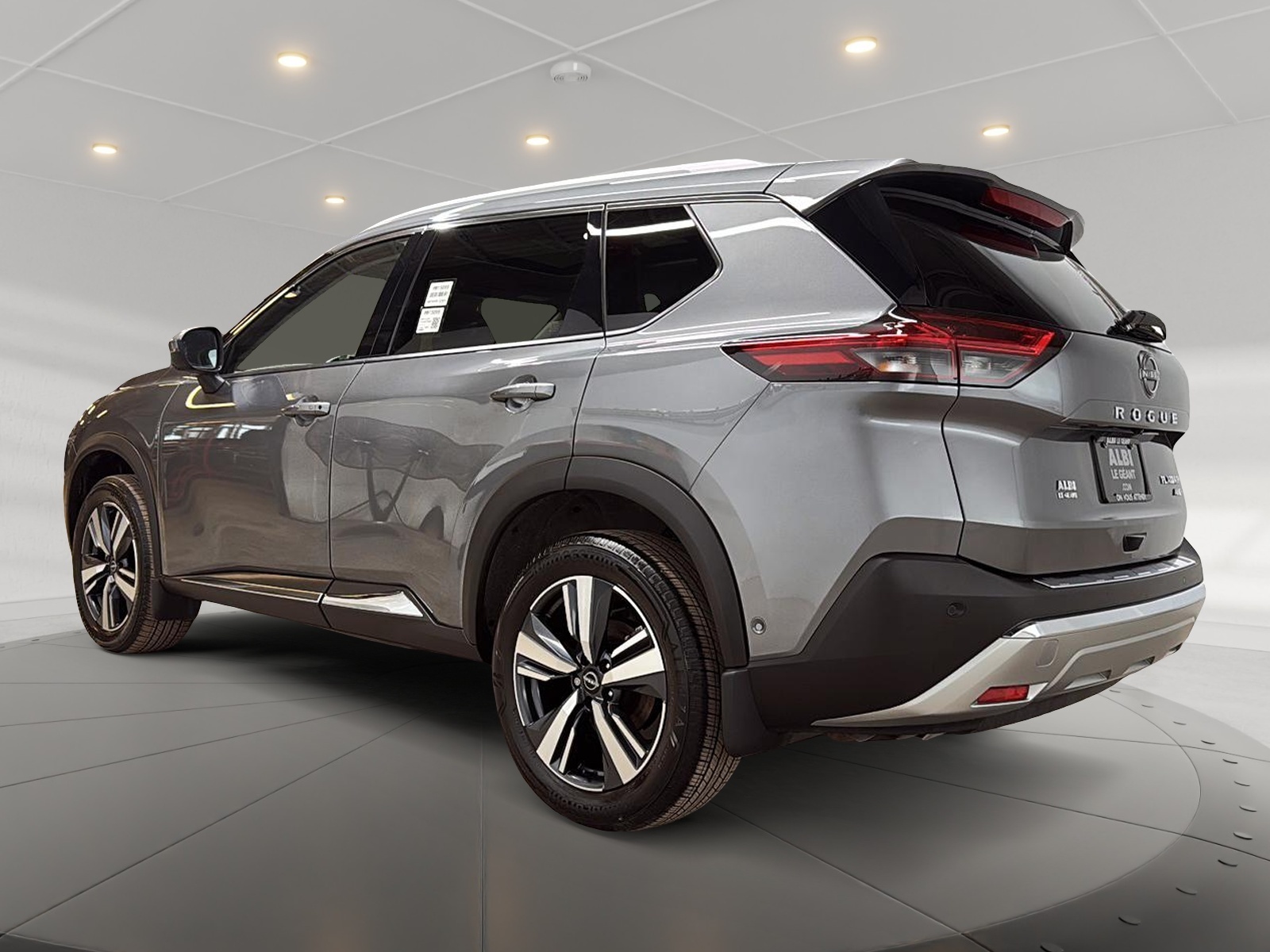 Nissan Rogue PLATINUM CUIR TOIT PANO NAV 4RM 2023 — photo 6