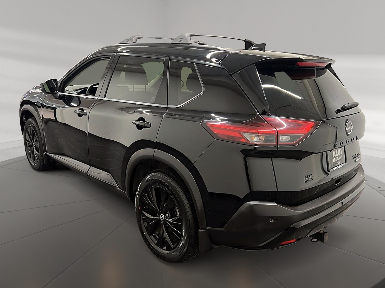 Nissan Rogue SV MIDNIGHT CUIR TOIT PANO 4RM 2023 — photo 6