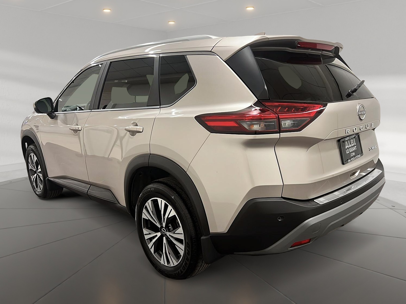 Nissan Rogue SV TOIT PANO 4RM 2023 — photo 6