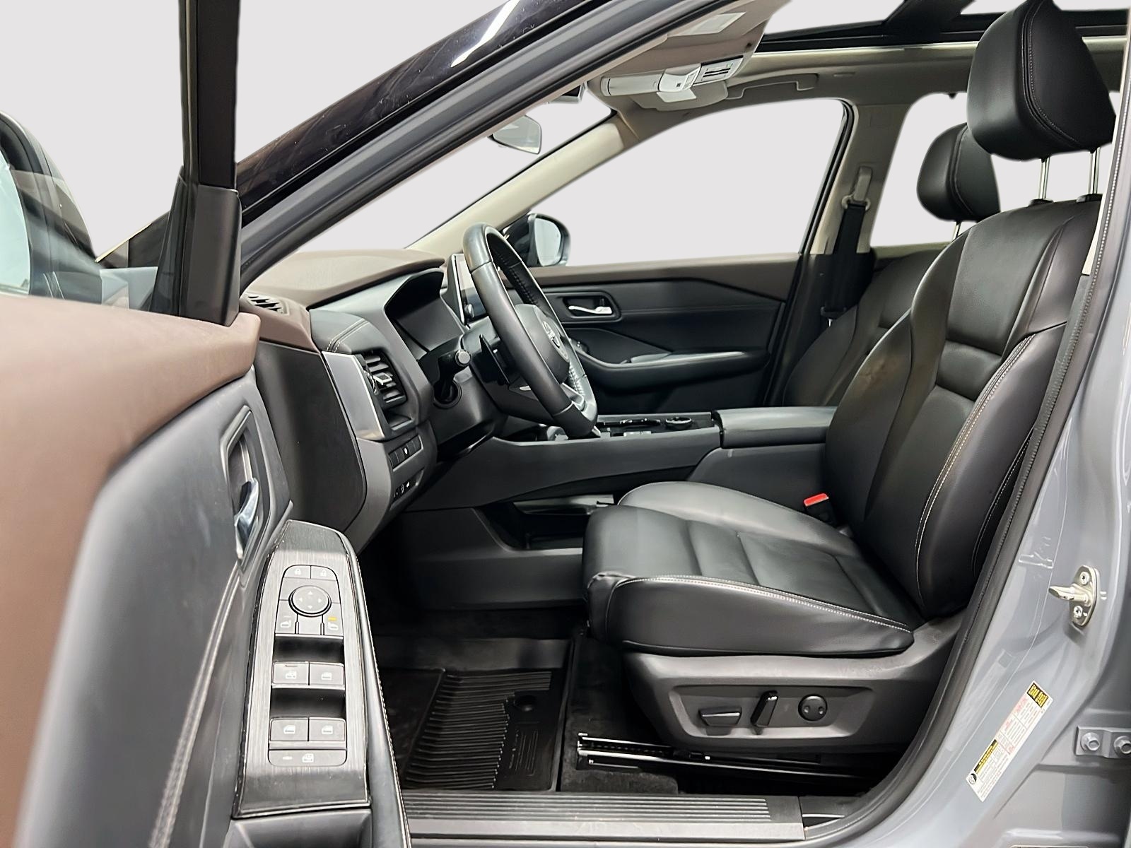 Nissan Rogue SV MIDNIGHT CUIR TOIT PANO 4RM 2023 — photo 7