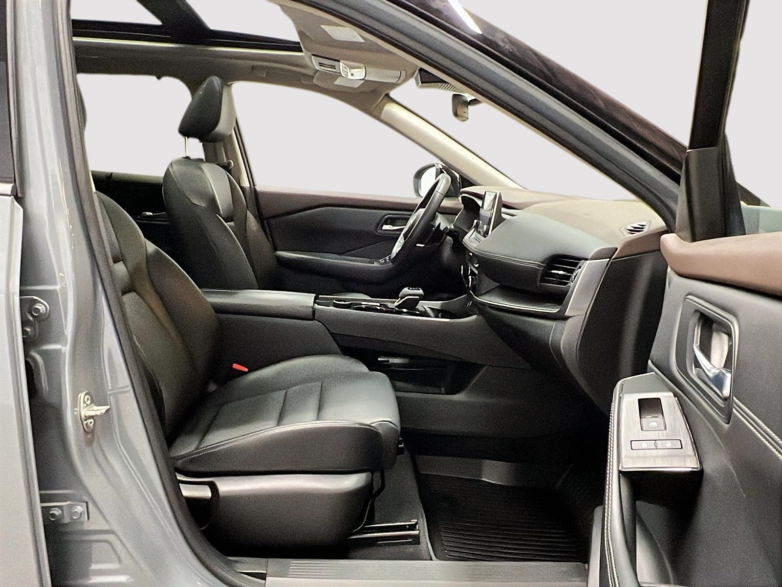 Nissan Rogue SV MIDNIGHT CUIR TOIT PANO 4RM 2023 — photo 8