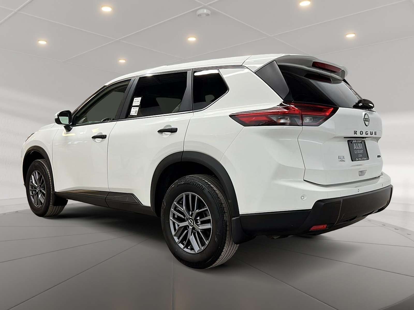 Nissan Rogue S 4RM 2024 — photo 6