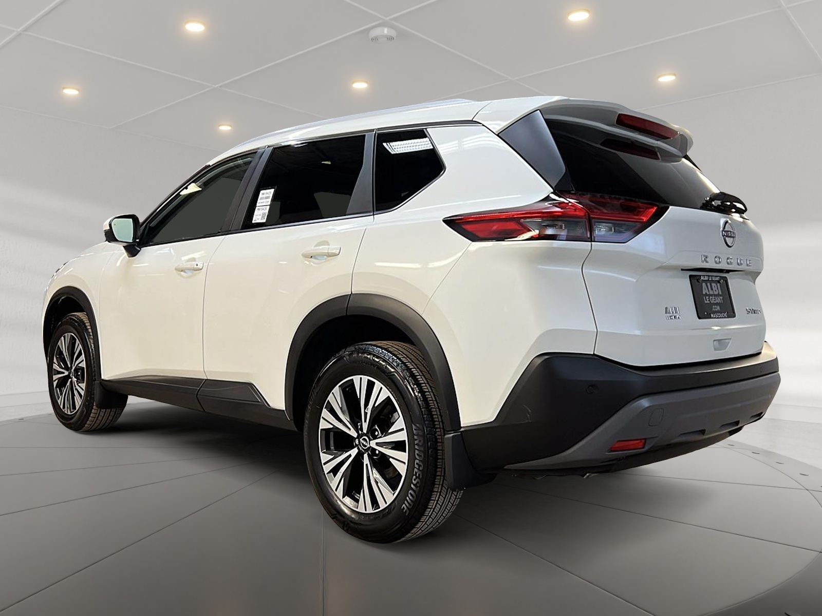 Nissan Rogue SV TOIT PANO 4RM 2023 — photo 6