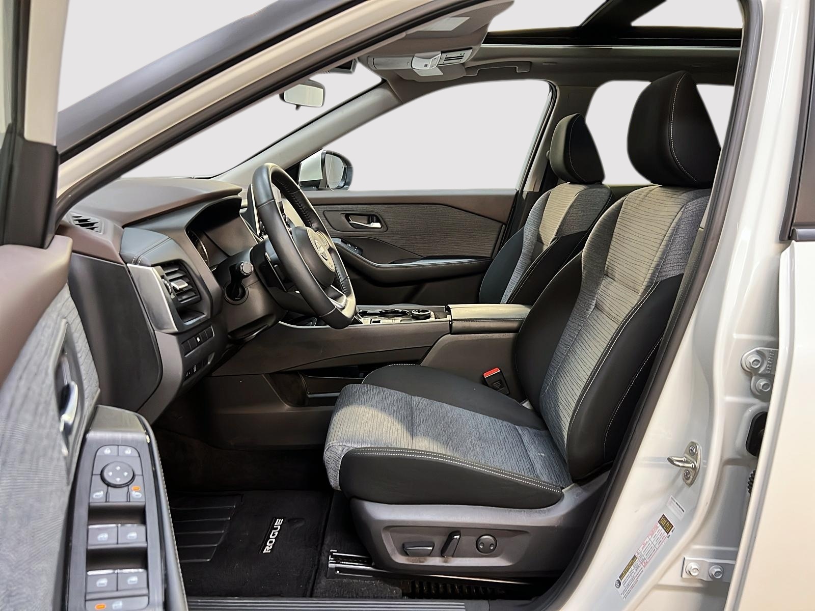 Nissan Rogue SV TOIT PANO 4RM 2023 — photo 7
