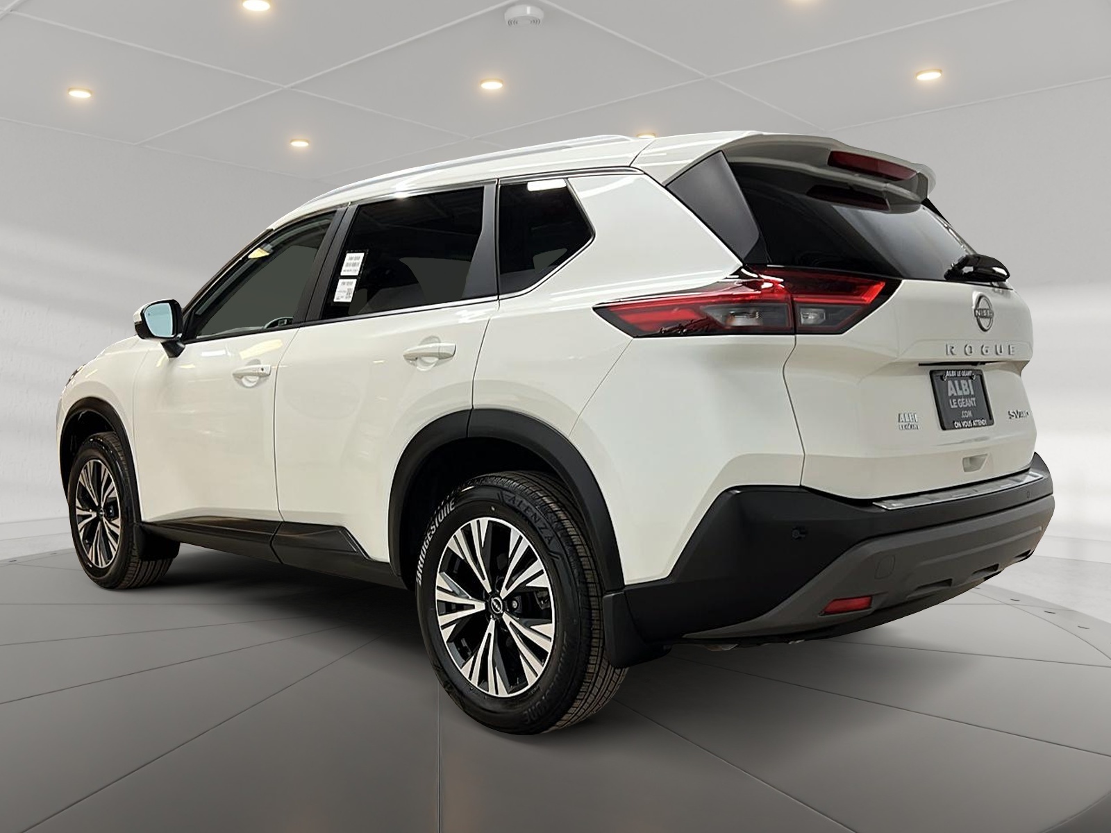 Nissan Rogue SV TOIT PANO 4RM 2023 — photo 6