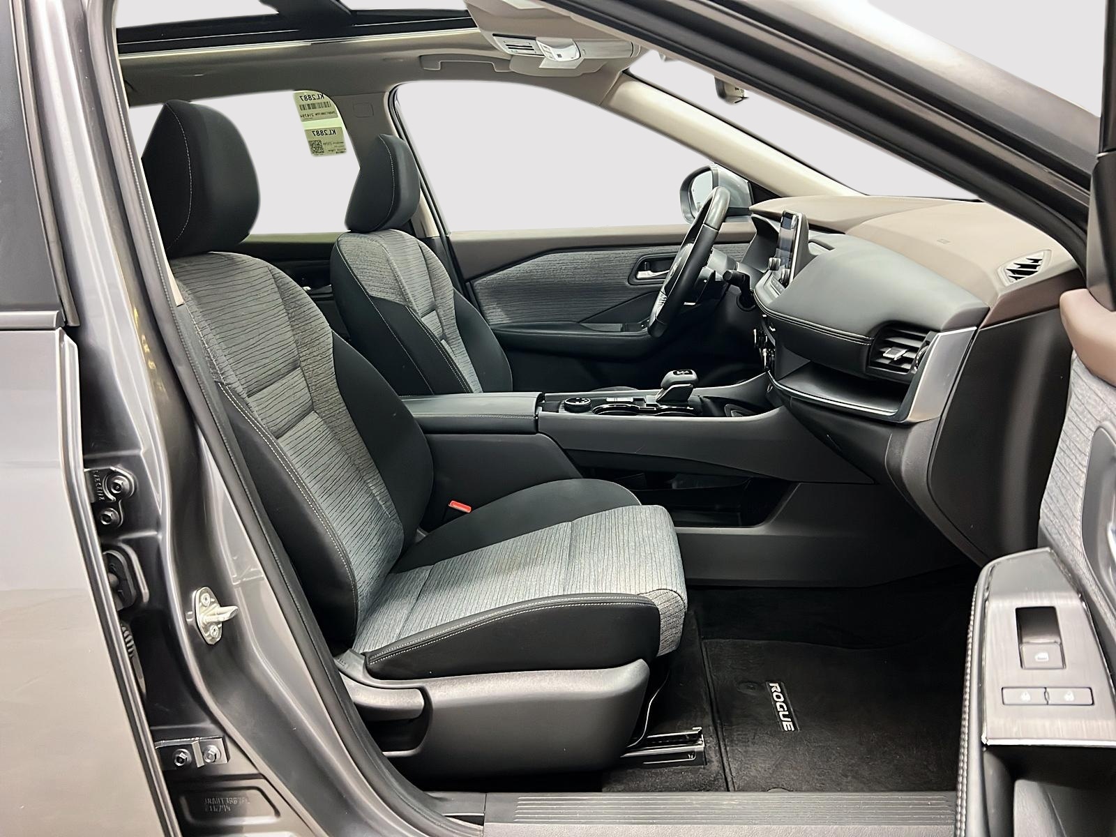Nissan Rogue SV TOIT PANO 4RM 2023 — photo 8
