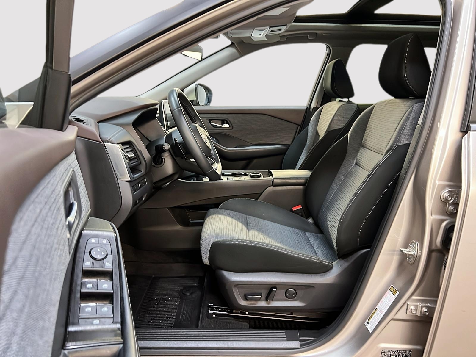 Nissan Rogue SV TOIT PANO 4RM 2023 — photo 7