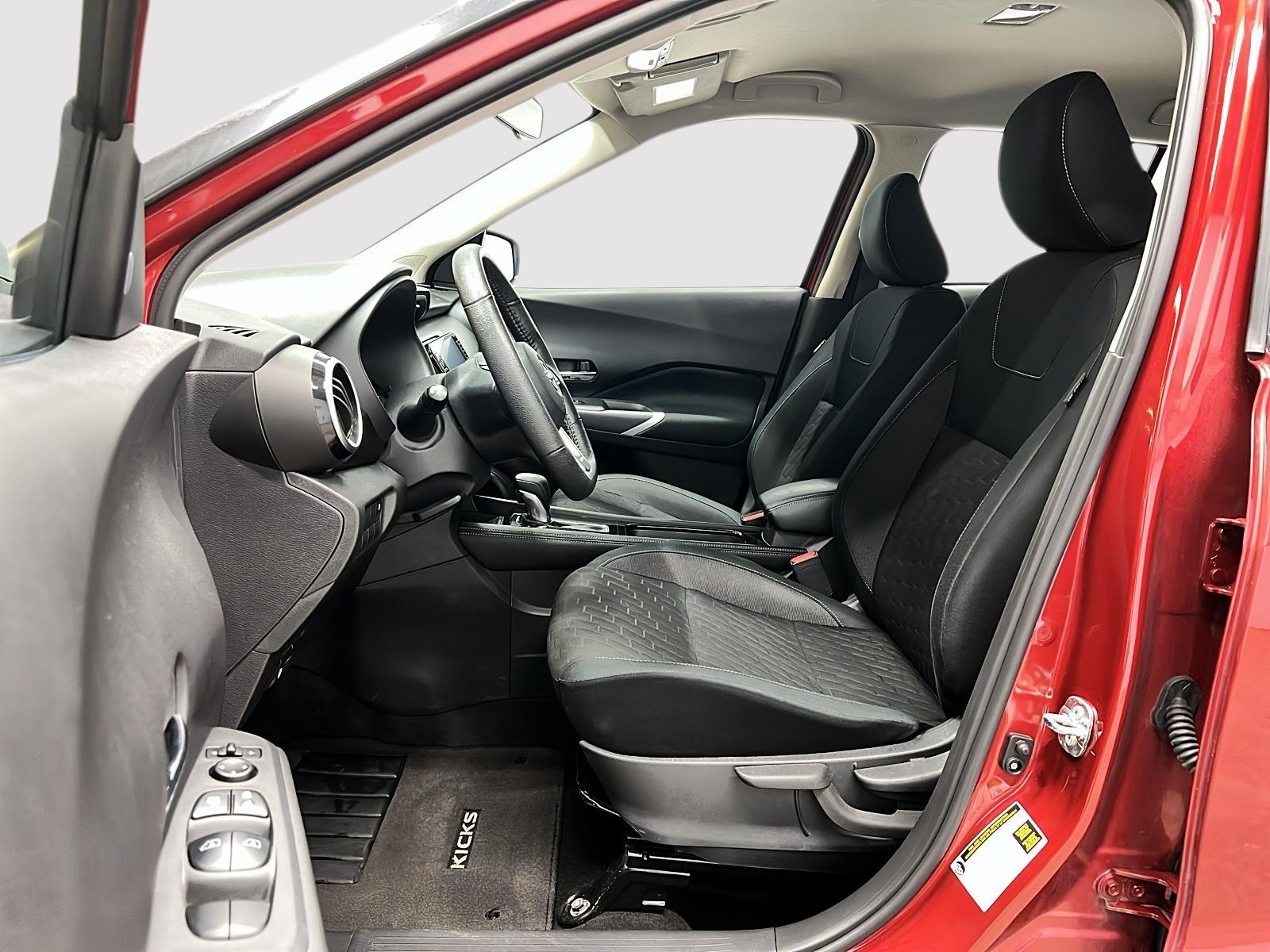 Nissan Kicks SV 2024 — photo 7