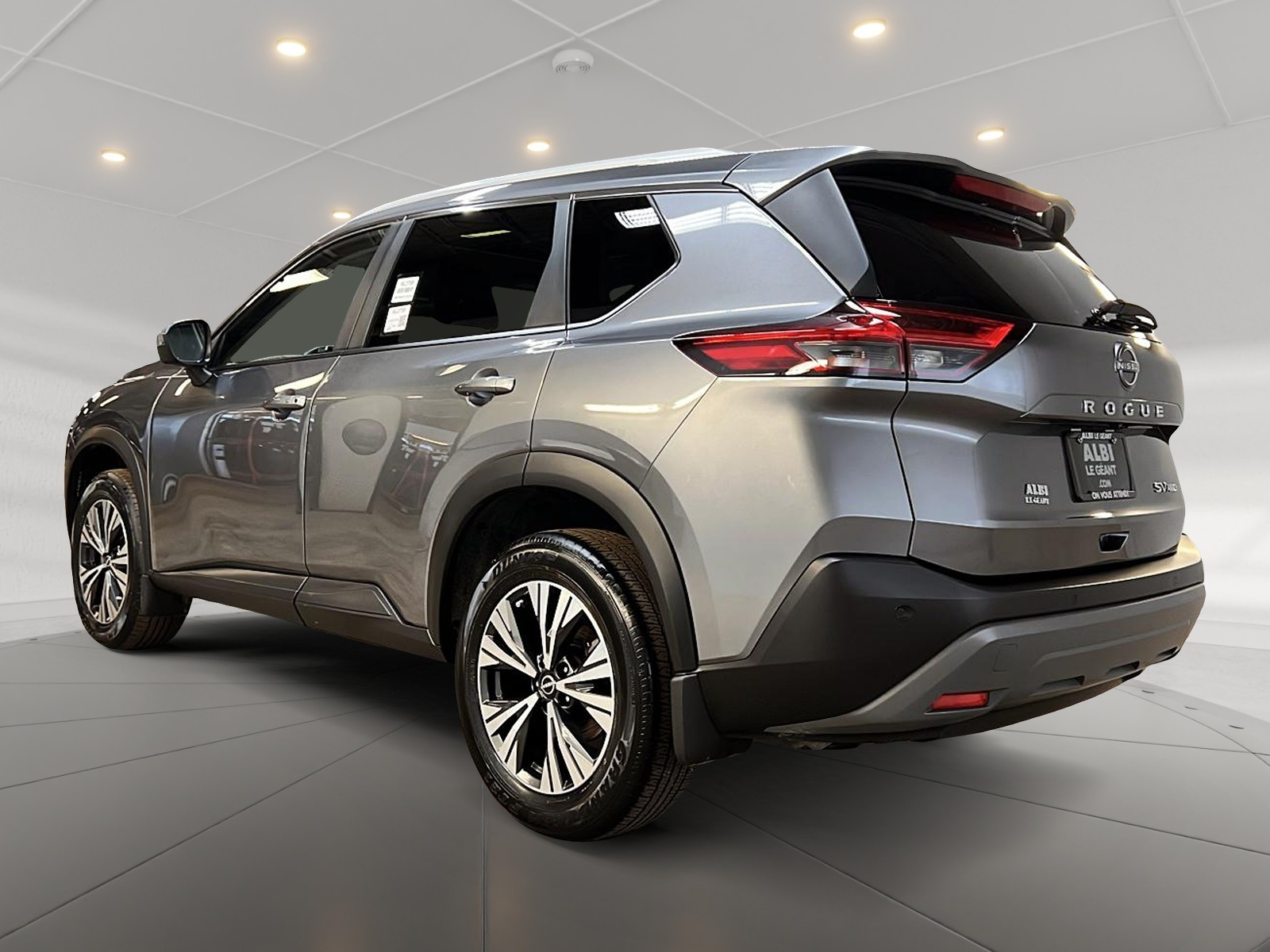 Nissan Rogue SV TOIT PANO 4RM 2023 — photo 6