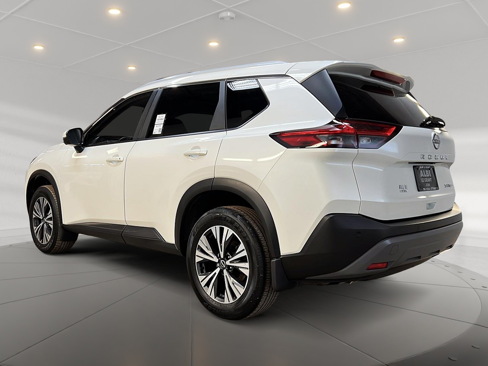 Nissan Rogue SV TOIT PANO 4RM 2023 — photo 6
