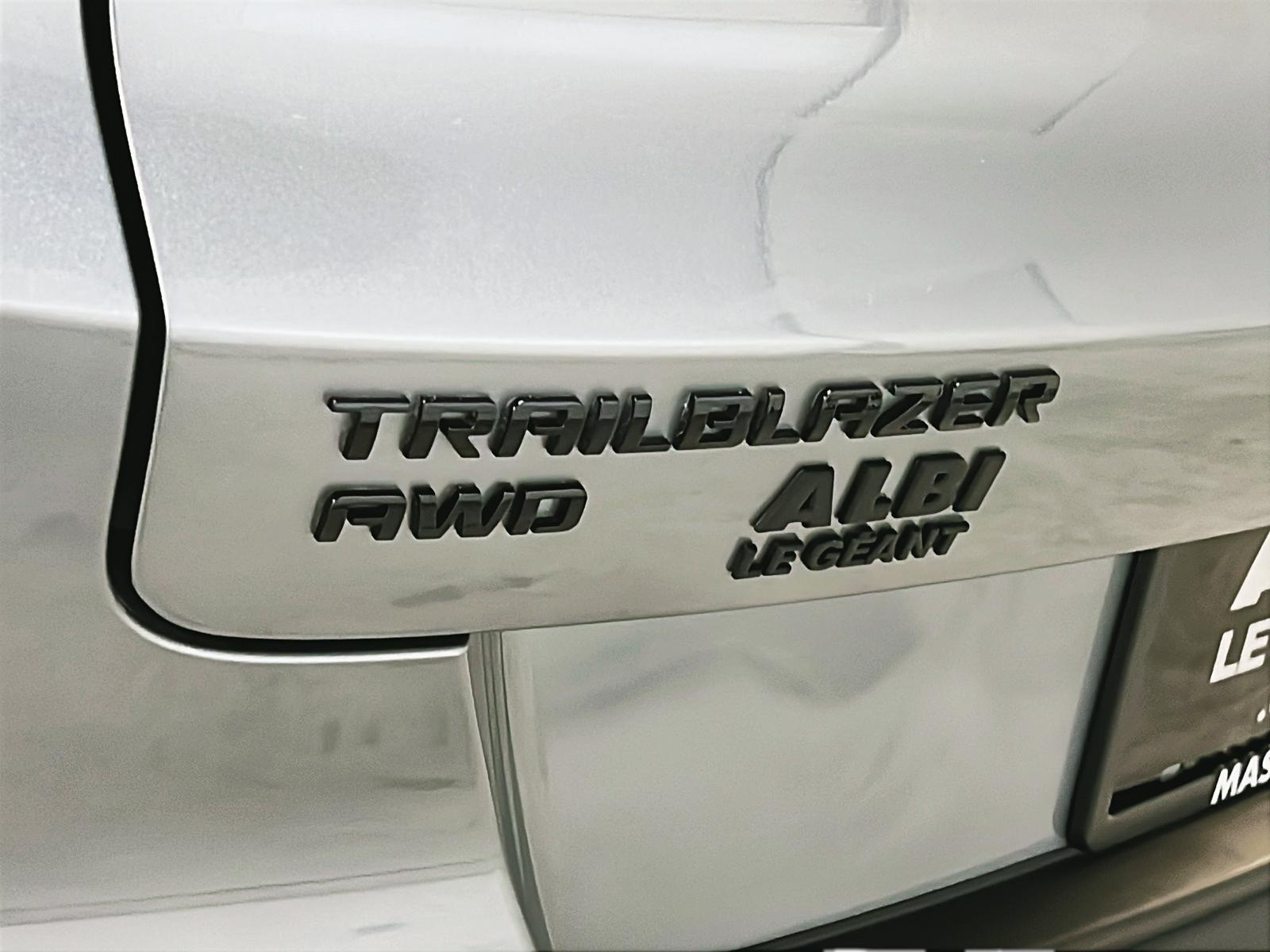 Chevrolet Trailblazer 1RS GR COMMODITÉ TOIT PANO 4RM 2023 - image #27