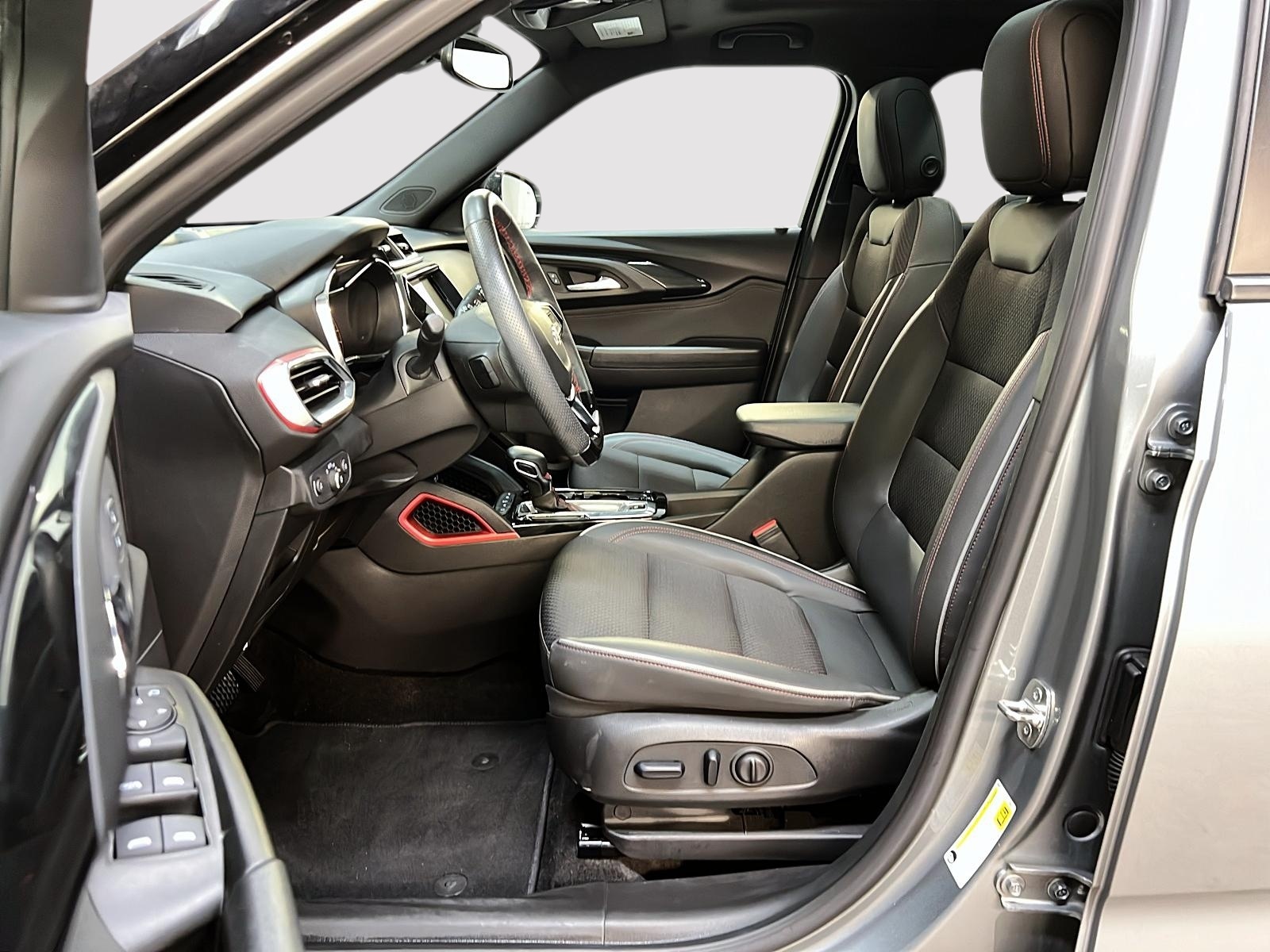 Chevrolet Trailblazer 1RS GR COMMODITÉ TOIT PANO 4RM 2023 - image #7