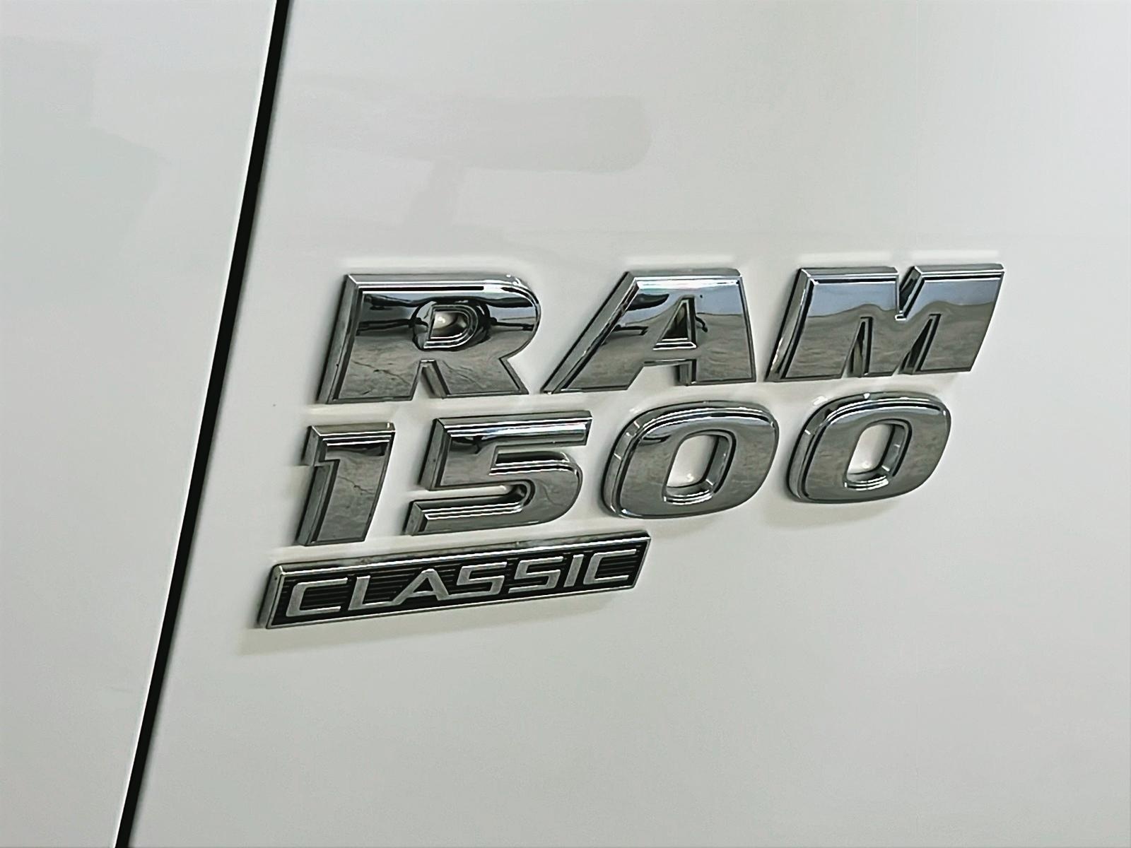 RAM 1500 Classic TRADESMAN SXT PLUS QUAD CAB 2022 - image #22