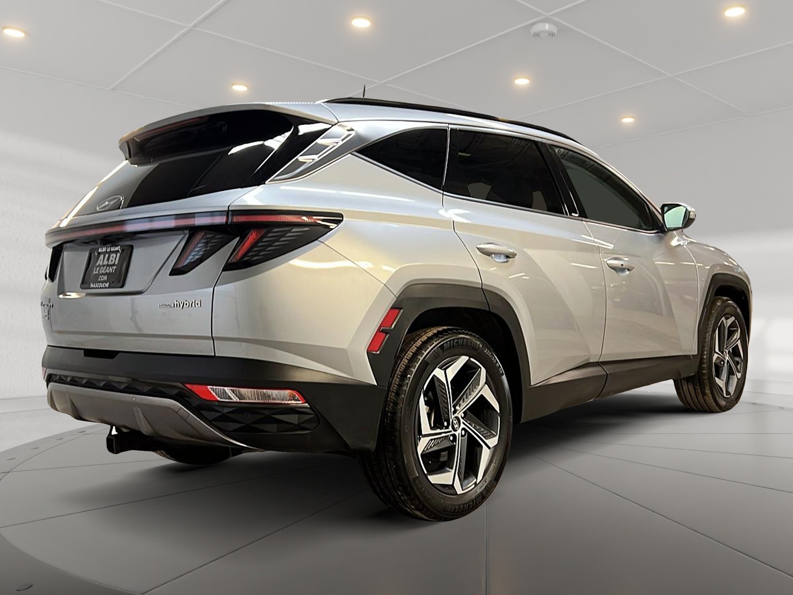 Hyundai Tucson LUXURY HYBRID CUIR TOIT PANO NAV 4RM 2024 - image #4